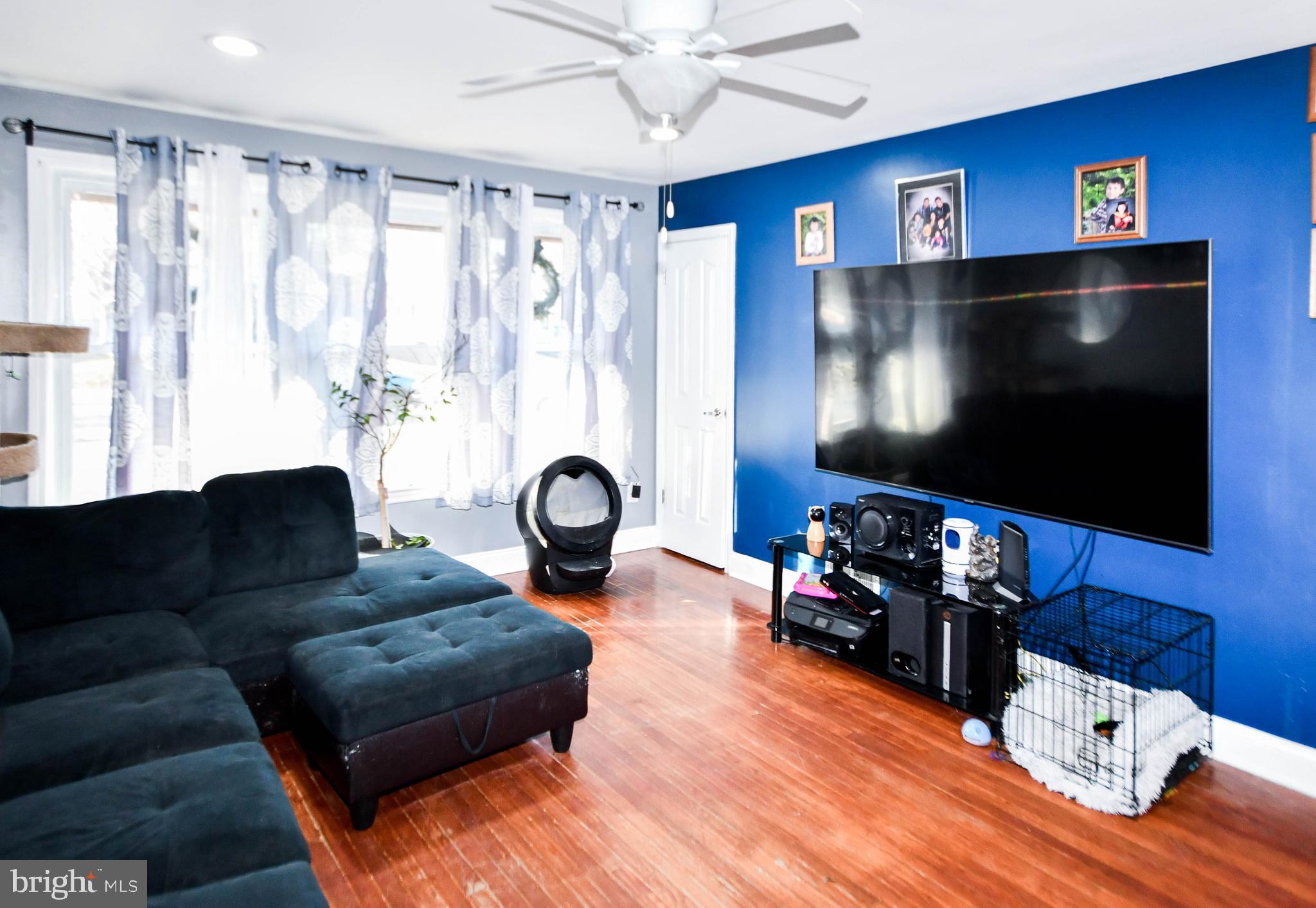 NEW CARROLLTON - Residential