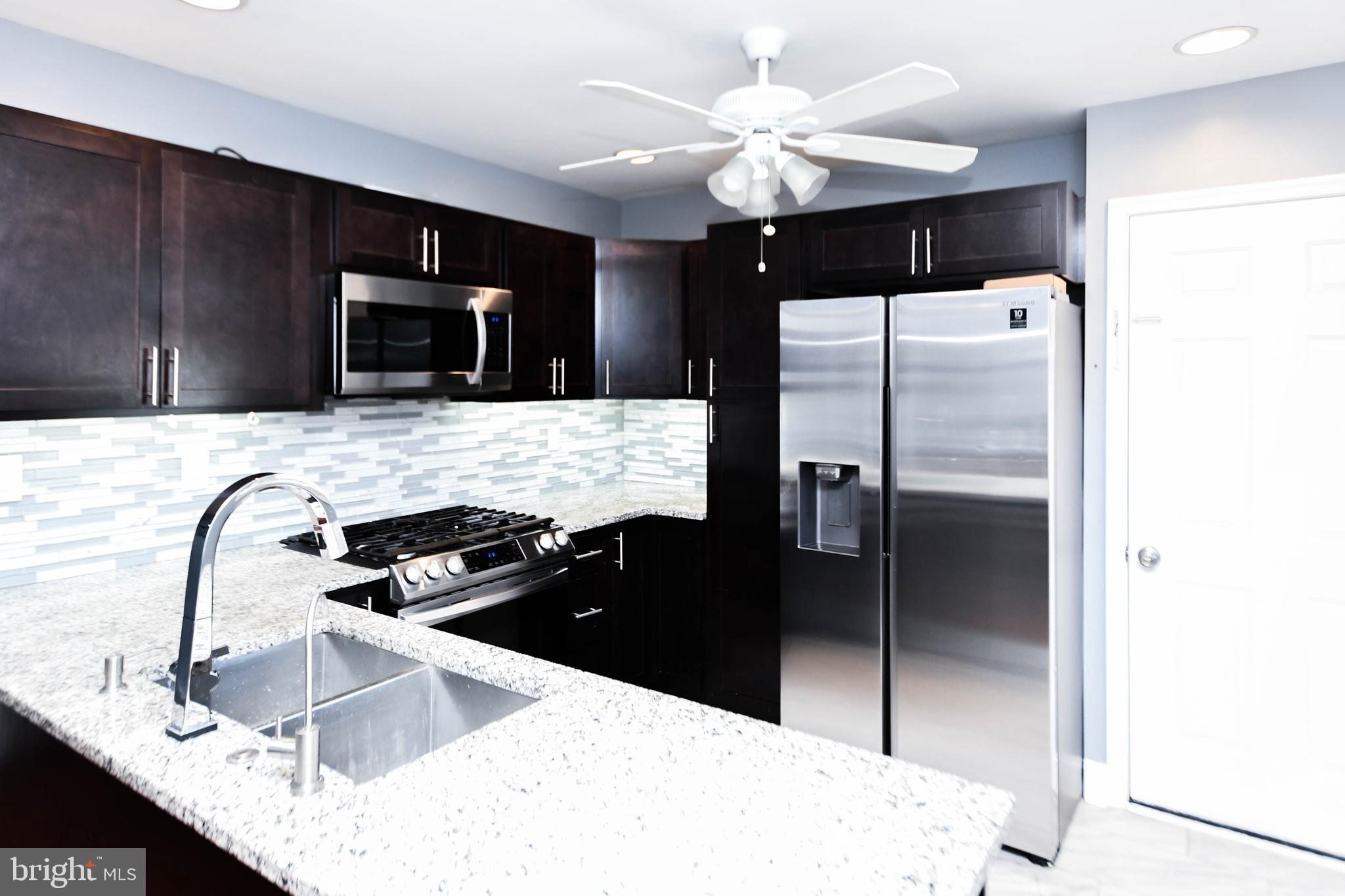 NEW CARROLLTON - Residential