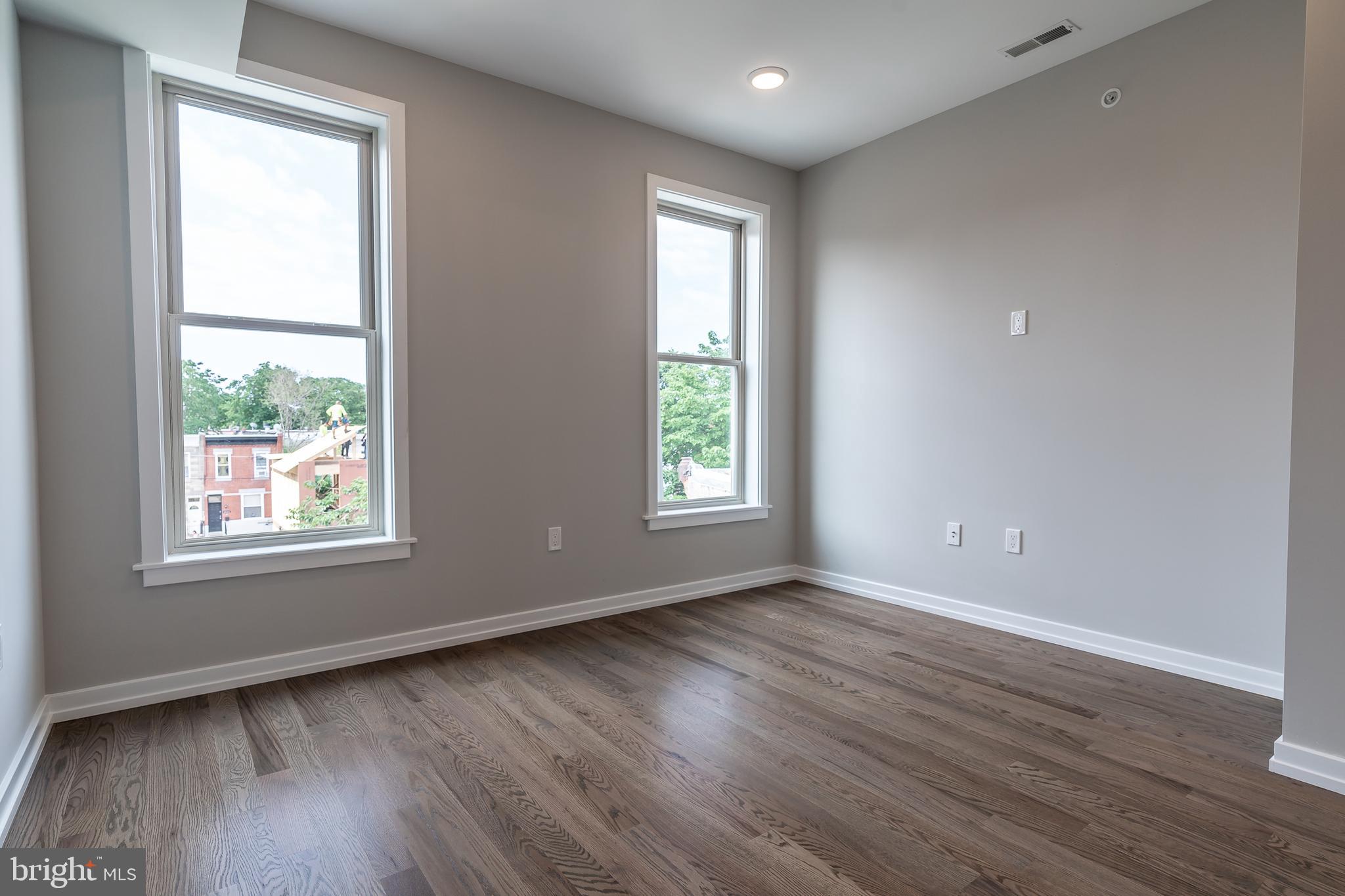 POINT BREEZE - Residential Lease