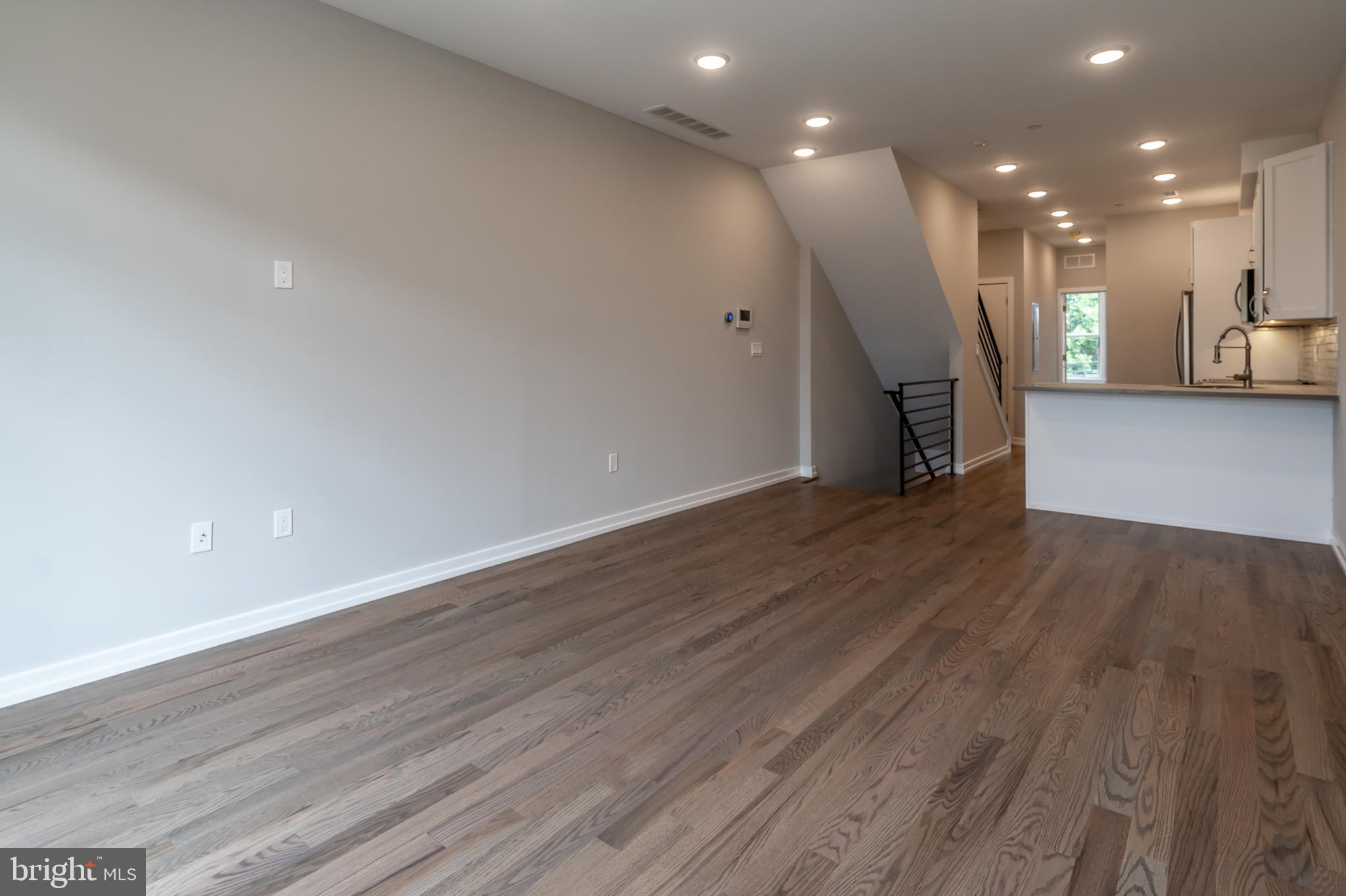 POINT BREEZE - Residential Lease