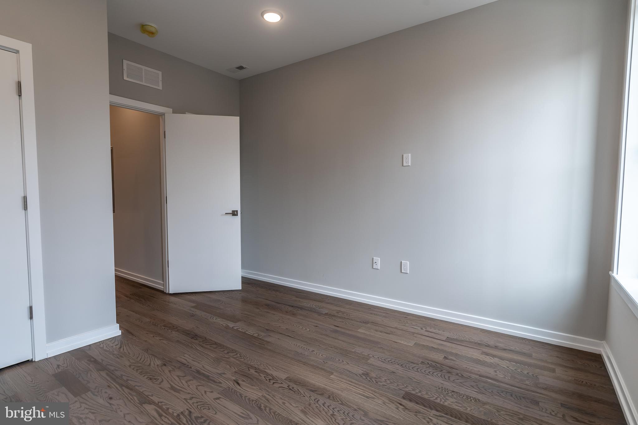 POINT BREEZE - Residential Lease