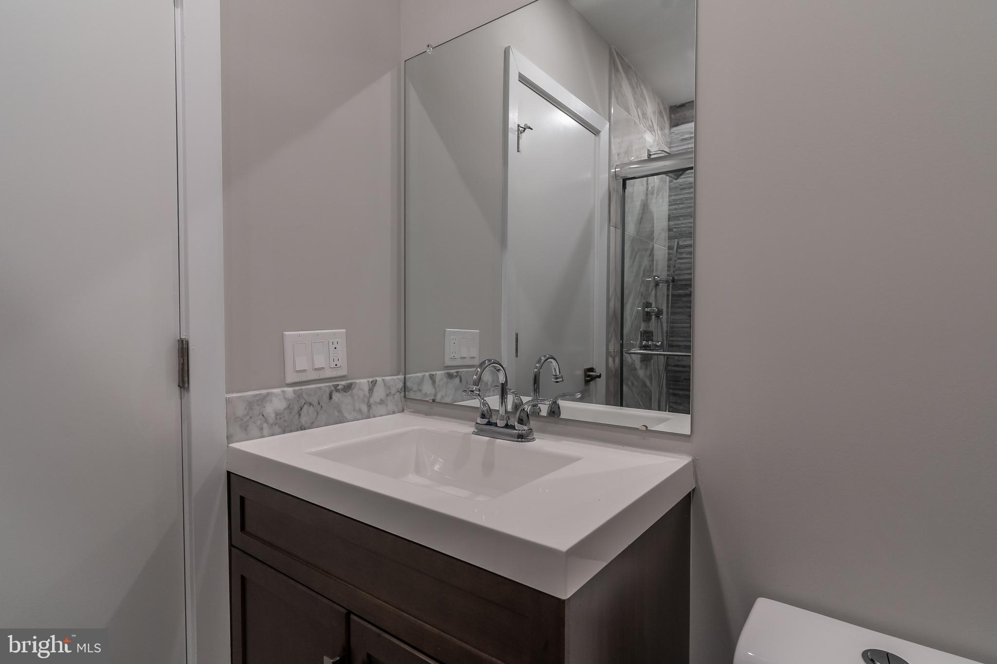 POINT BREEZE - Residential Lease