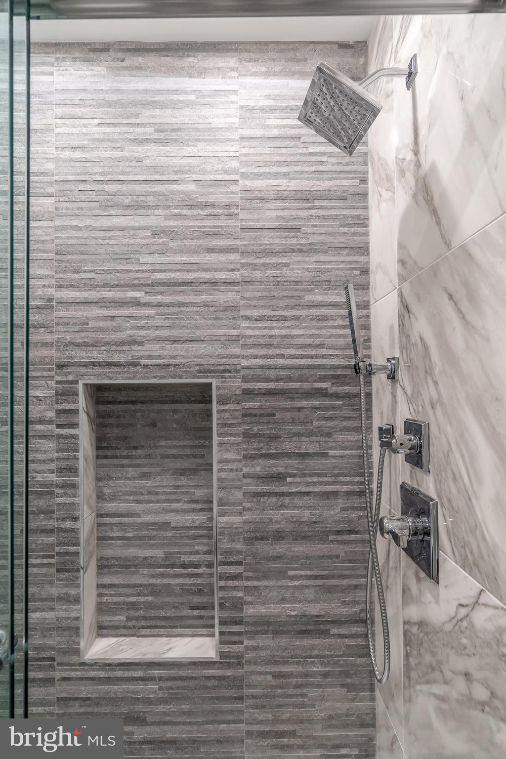 POINT BREEZE - Residential Lease