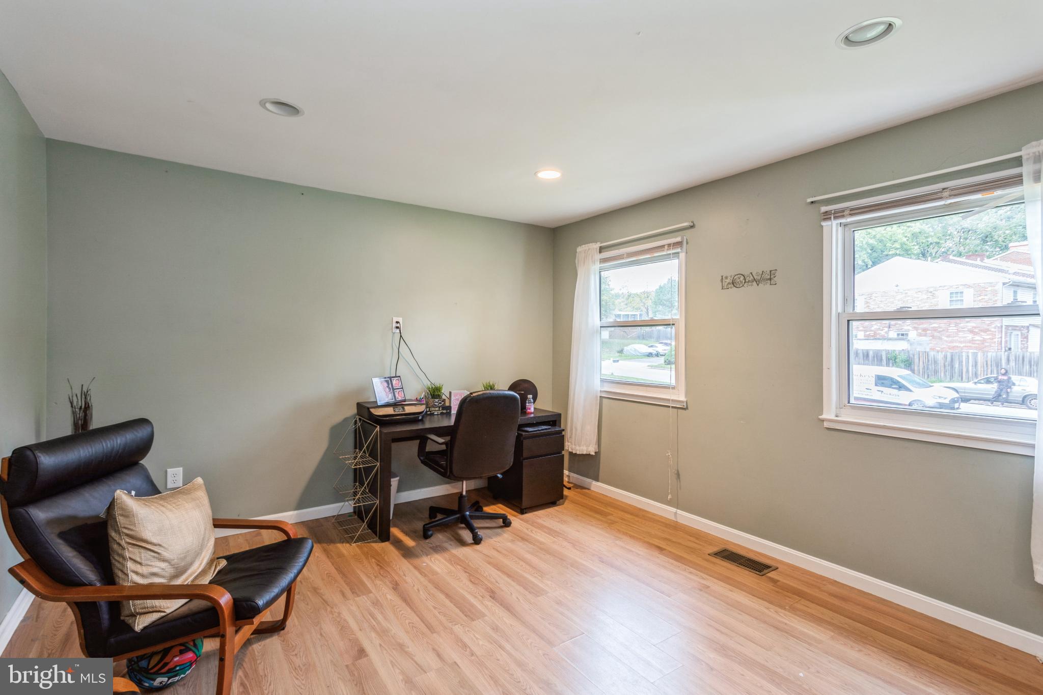 DALE CITY - Residential