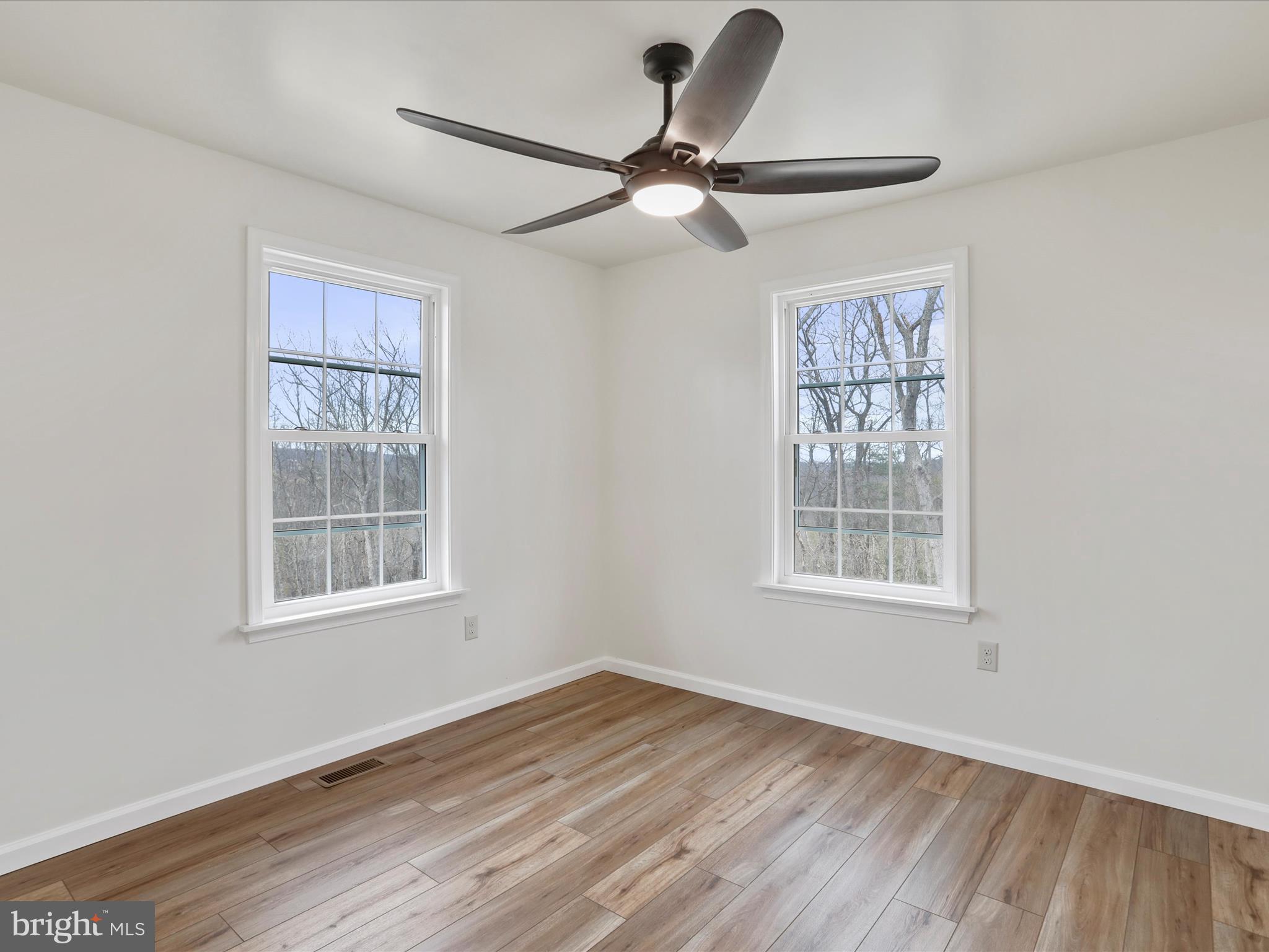 MALLARD CREEK - Residential