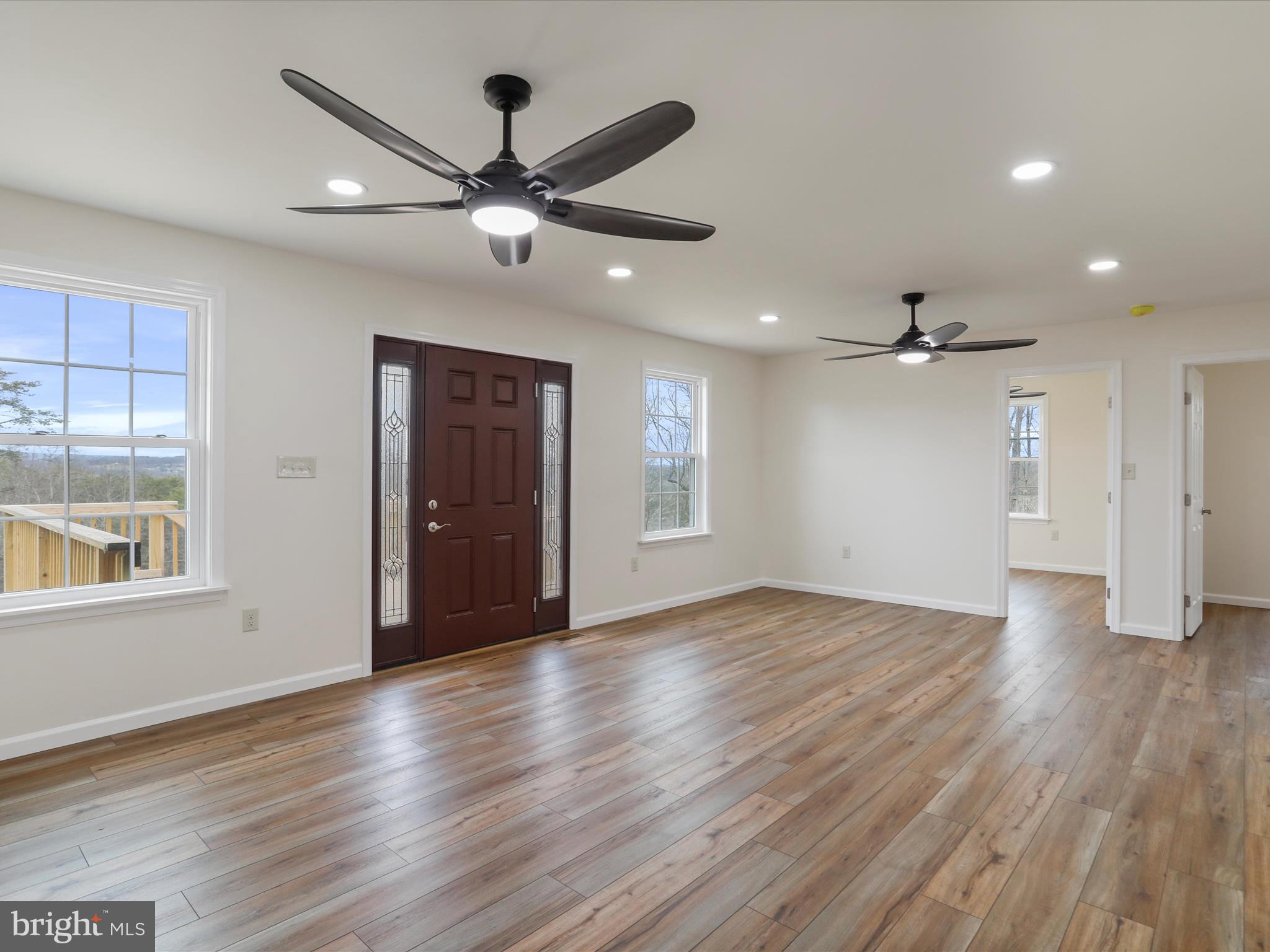 MALLARD CREEK - Residential