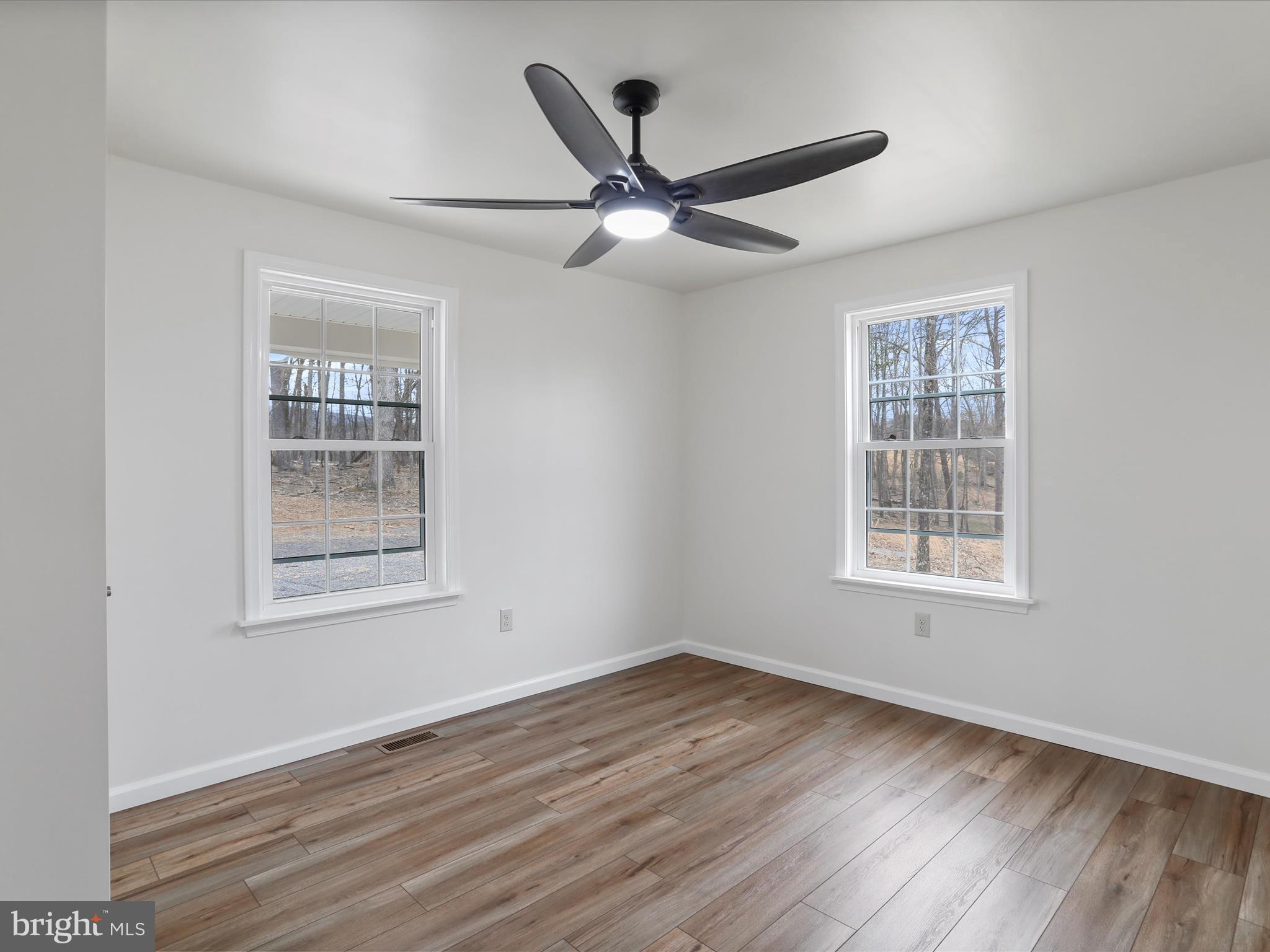 MALLARD CREEK - Residential