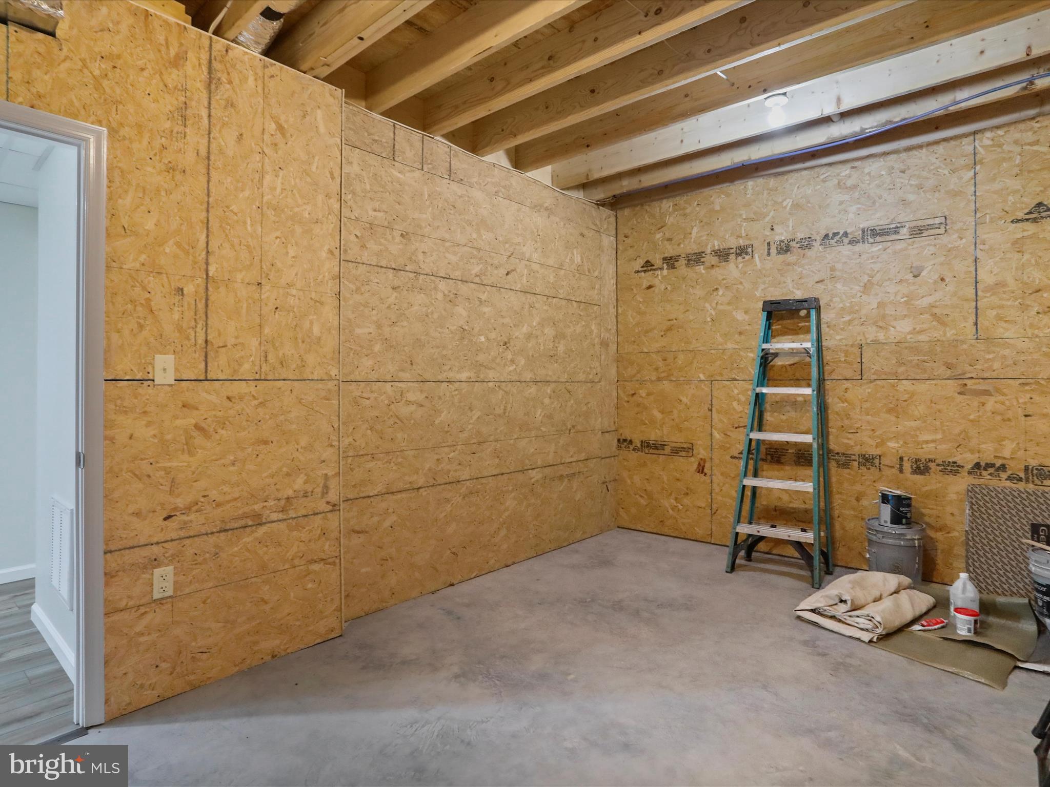 MALLARD CREEK - Residential