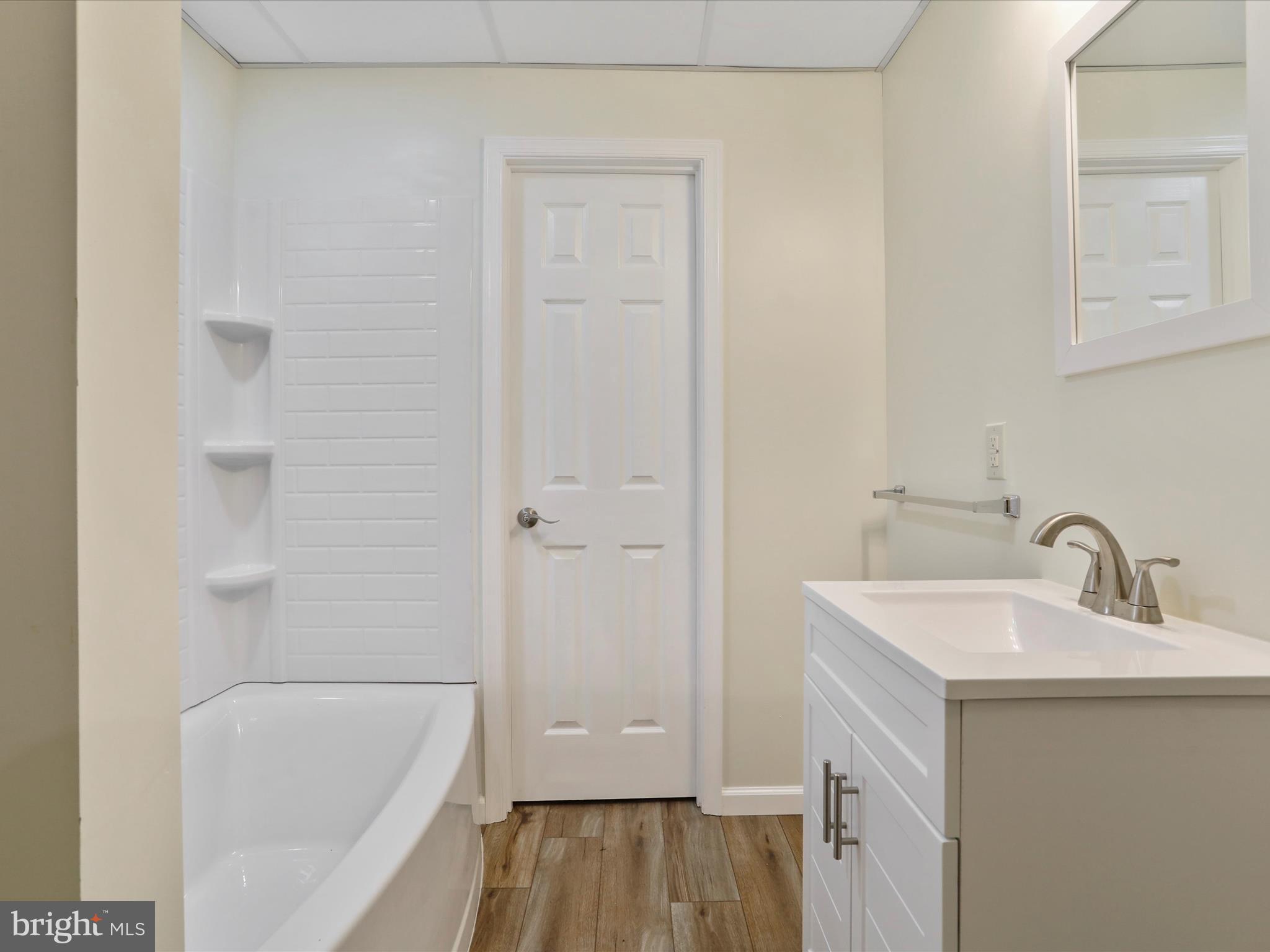 MALLARD CREEK - Residential