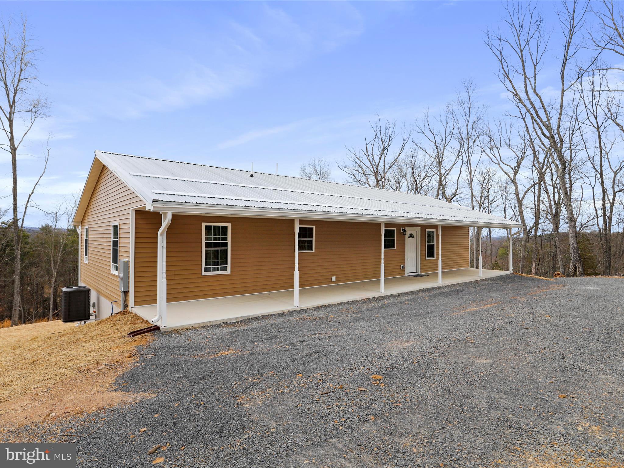 MALLARD CREEK - Residential