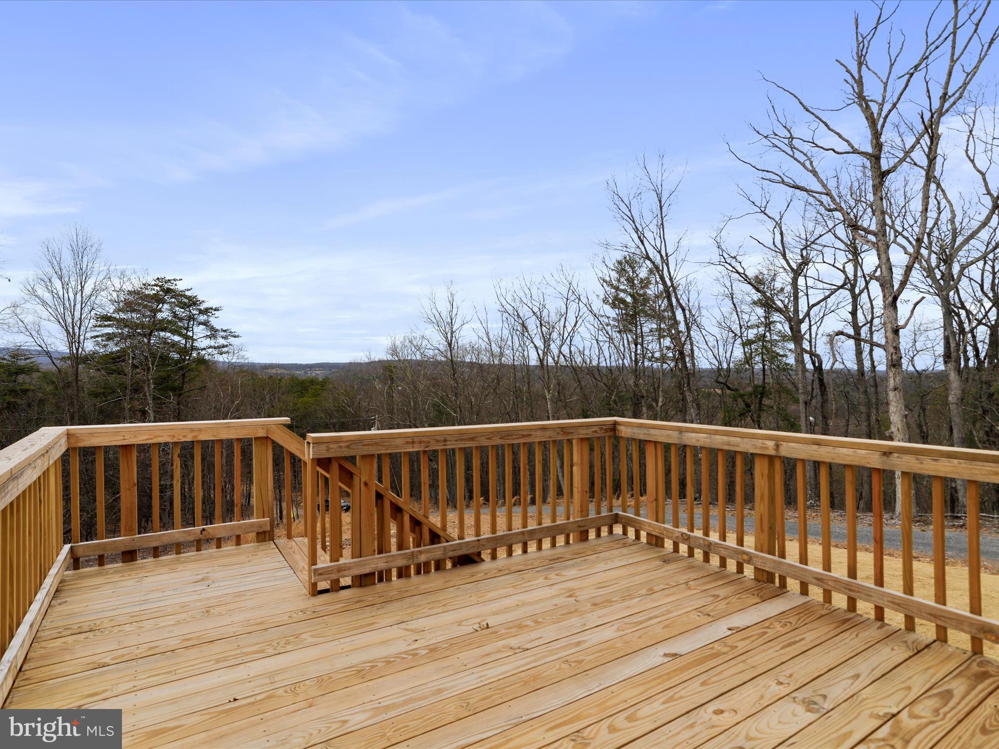 MALLARD CREEK - Residential