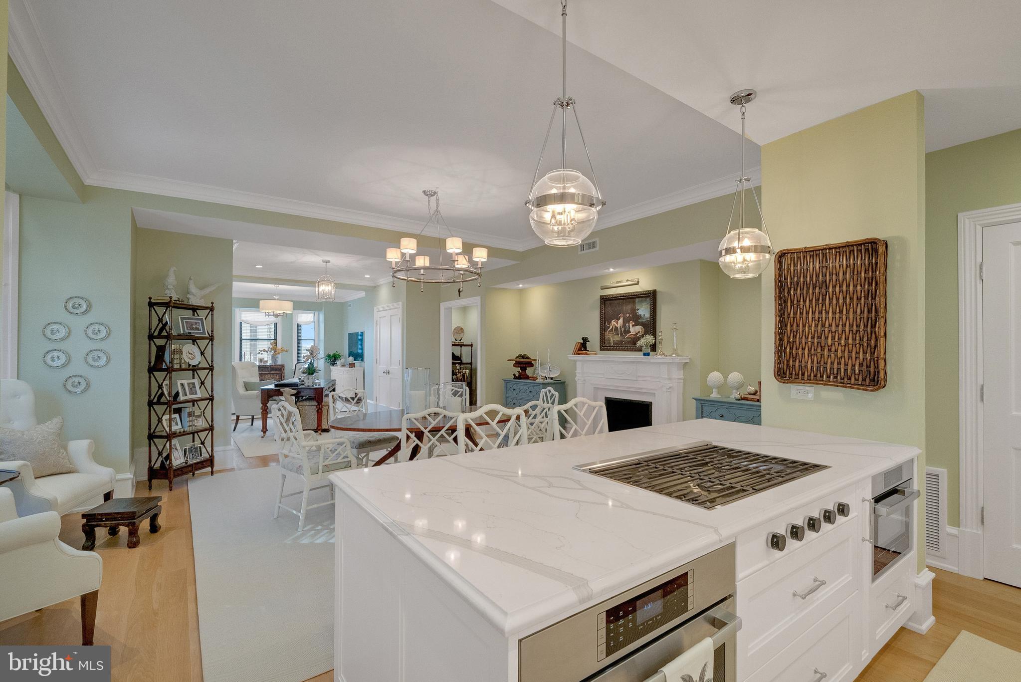 WASHINGTON SQ WEST - Residential