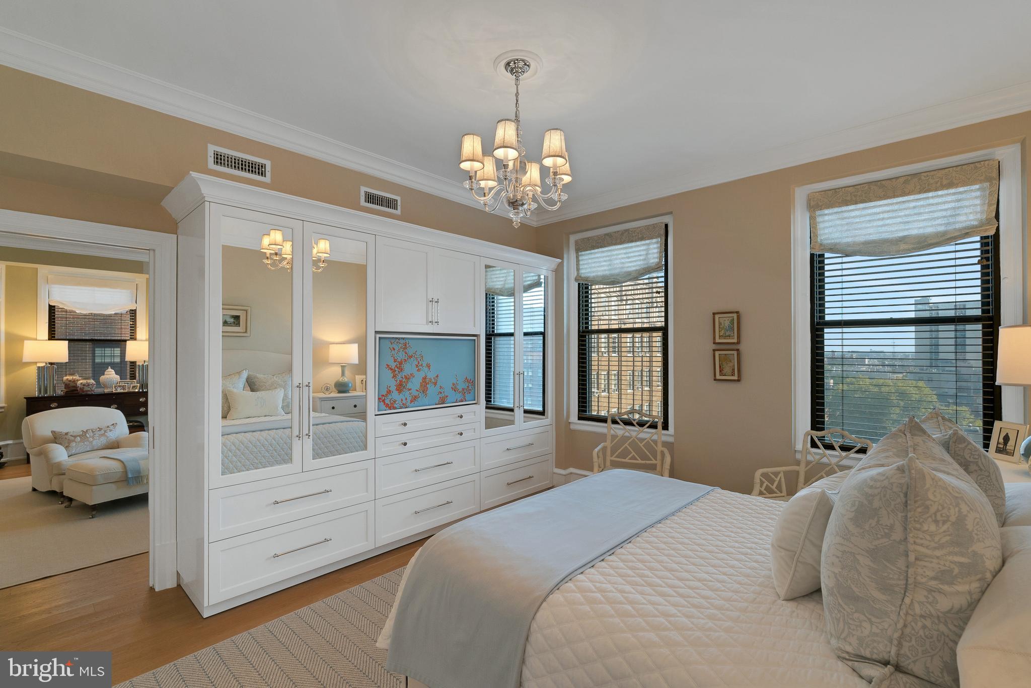 WASHINGTON SQ WEST - Residential