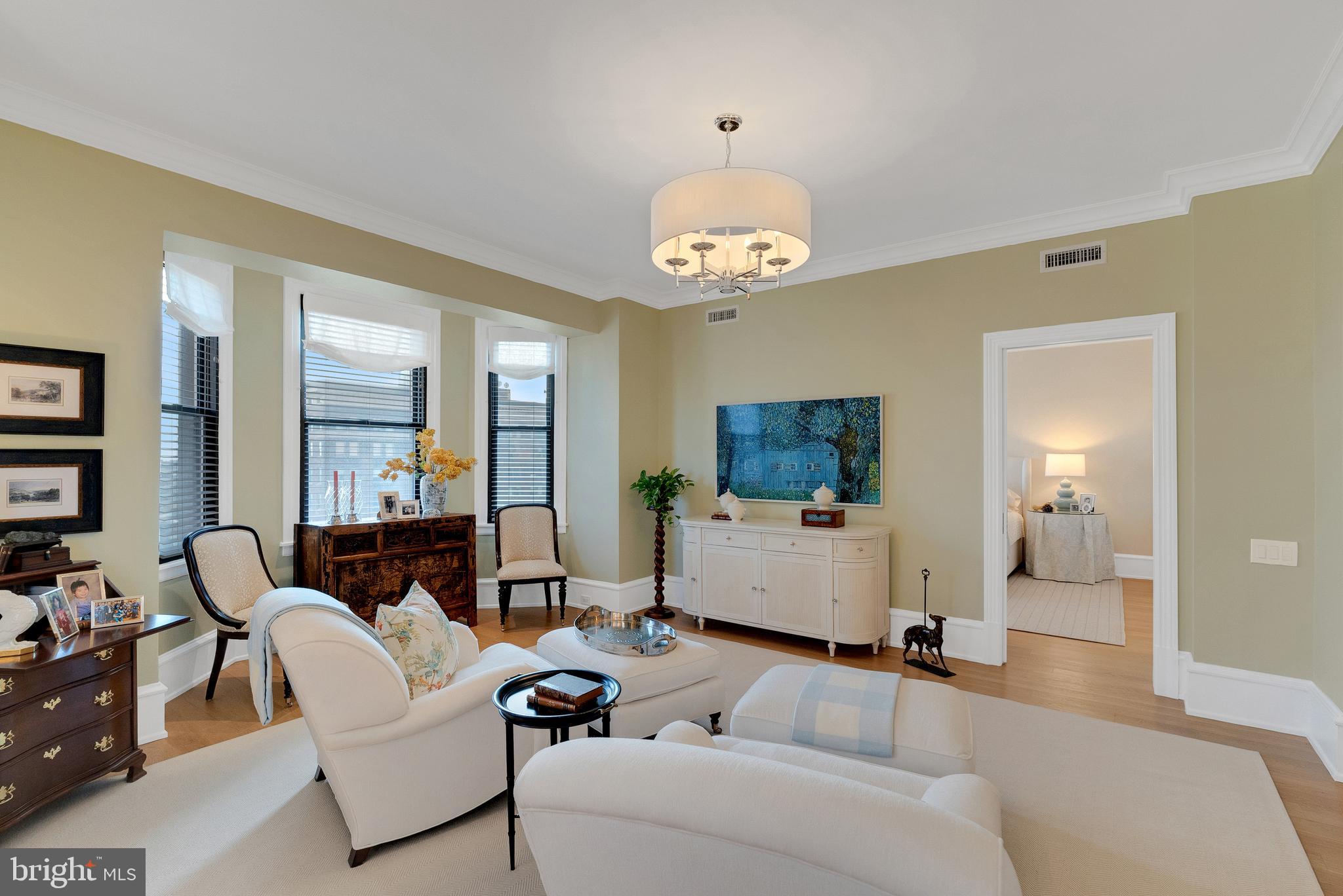 WASHINGTON SQ WEST - Residential