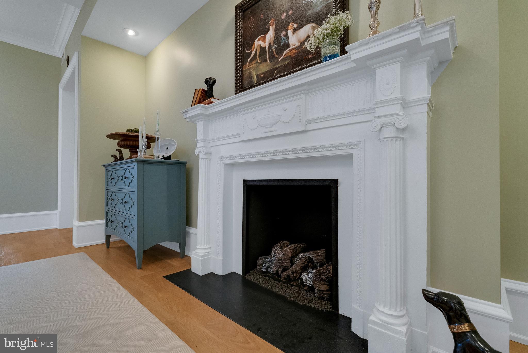 WASHINGTON SQ WEST - Residential