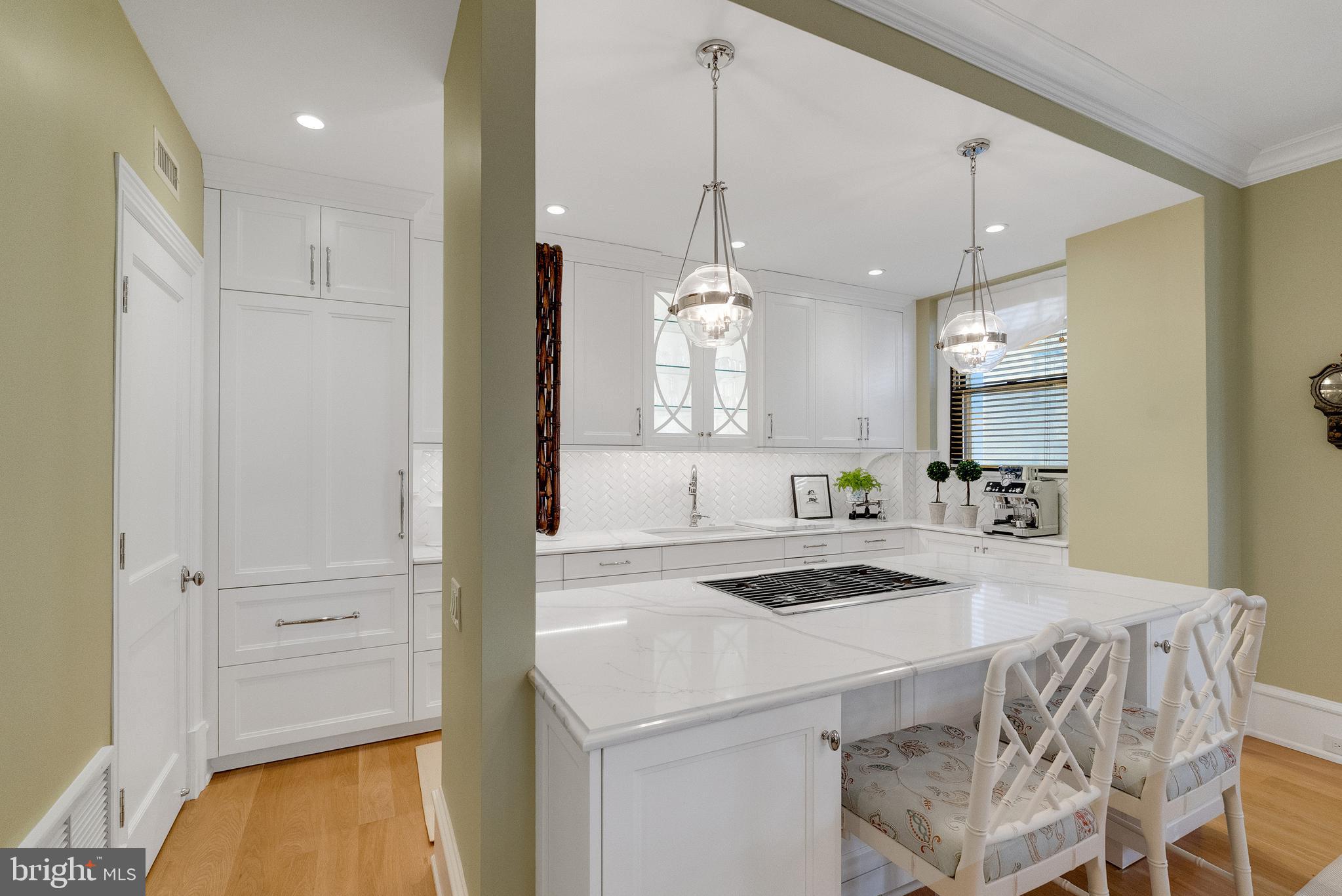 WASHINGTON SQ WEST - Residential