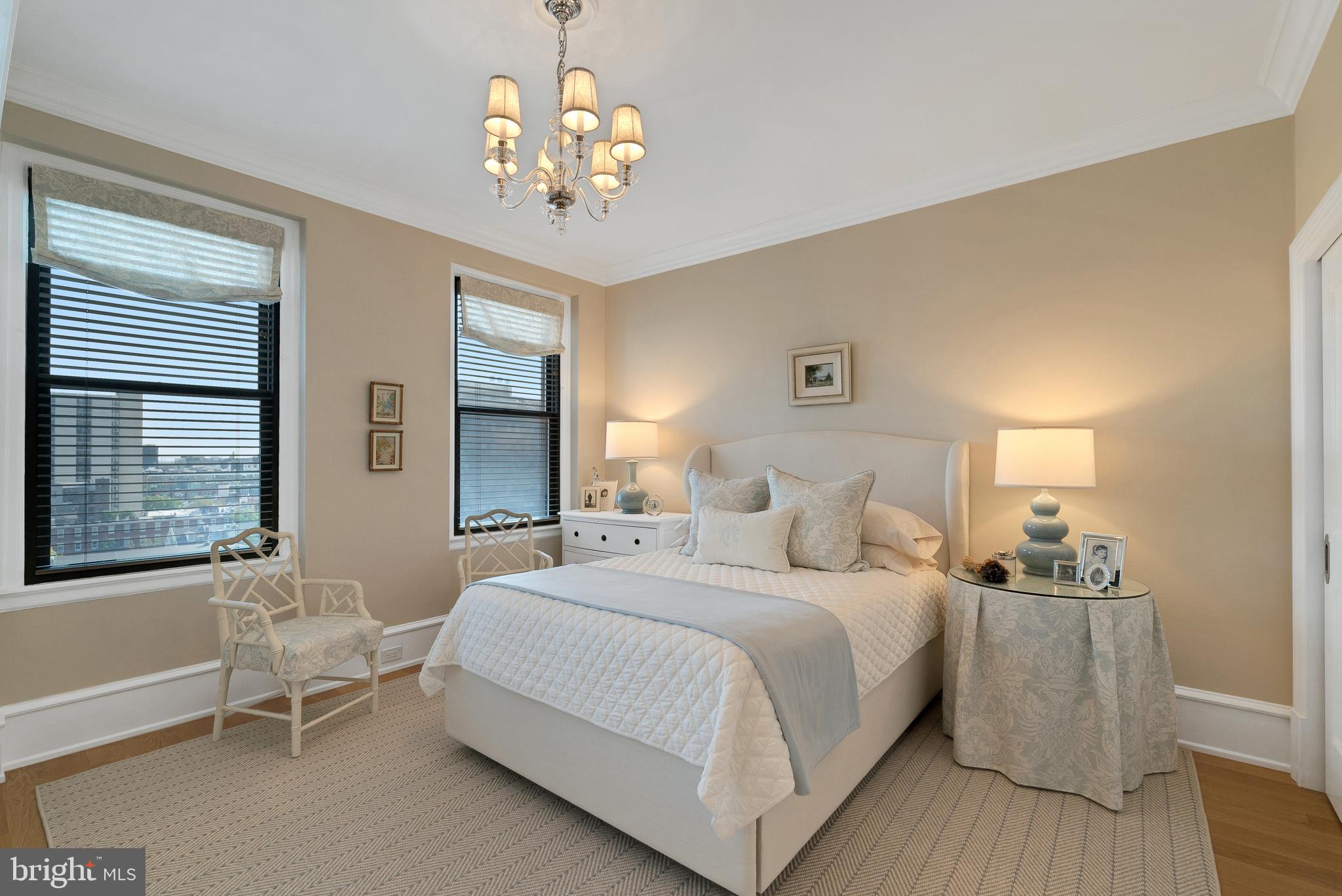 WASHINGTON SQ WEST - Residential