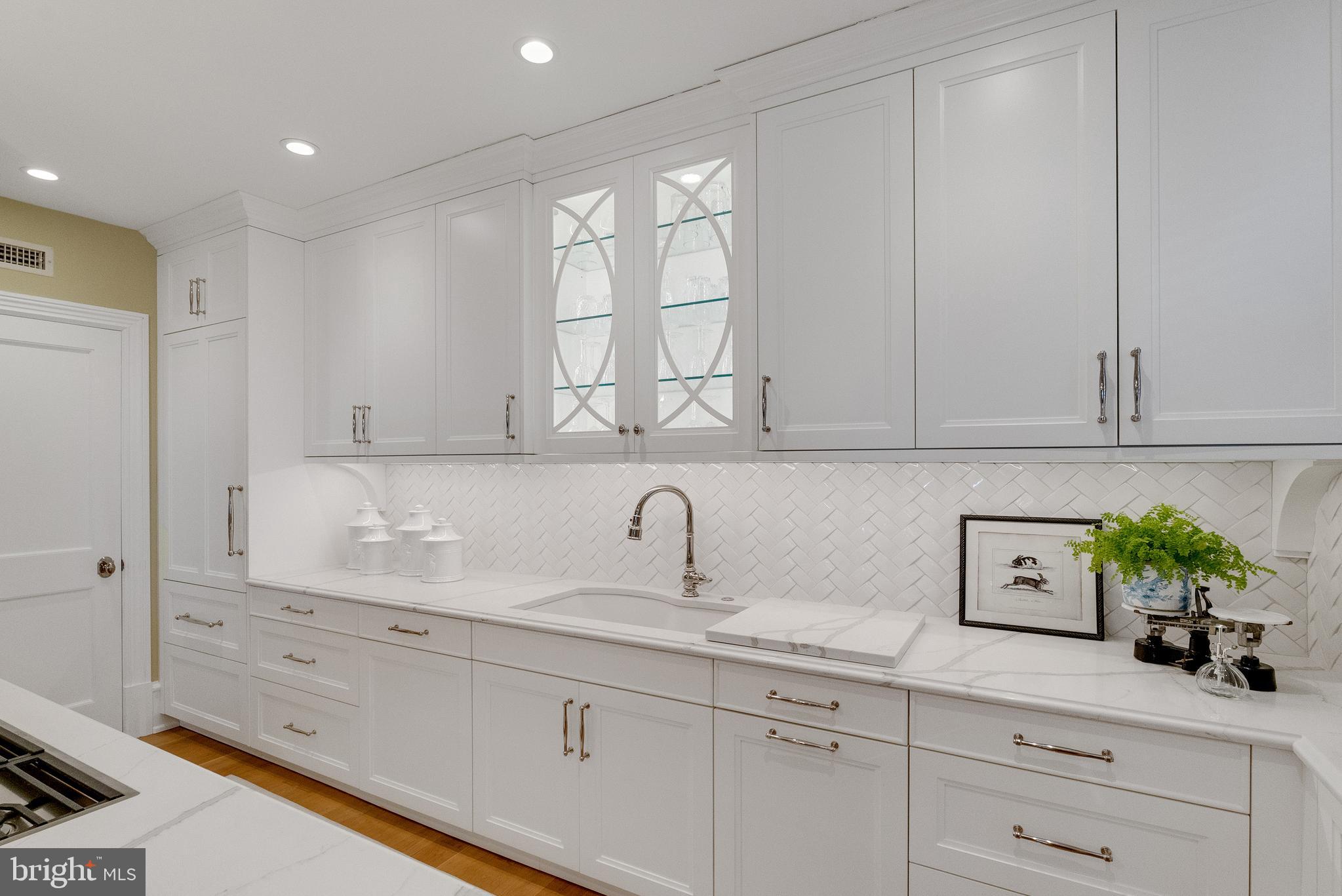 WASHINGTON SQ WEST - Residential