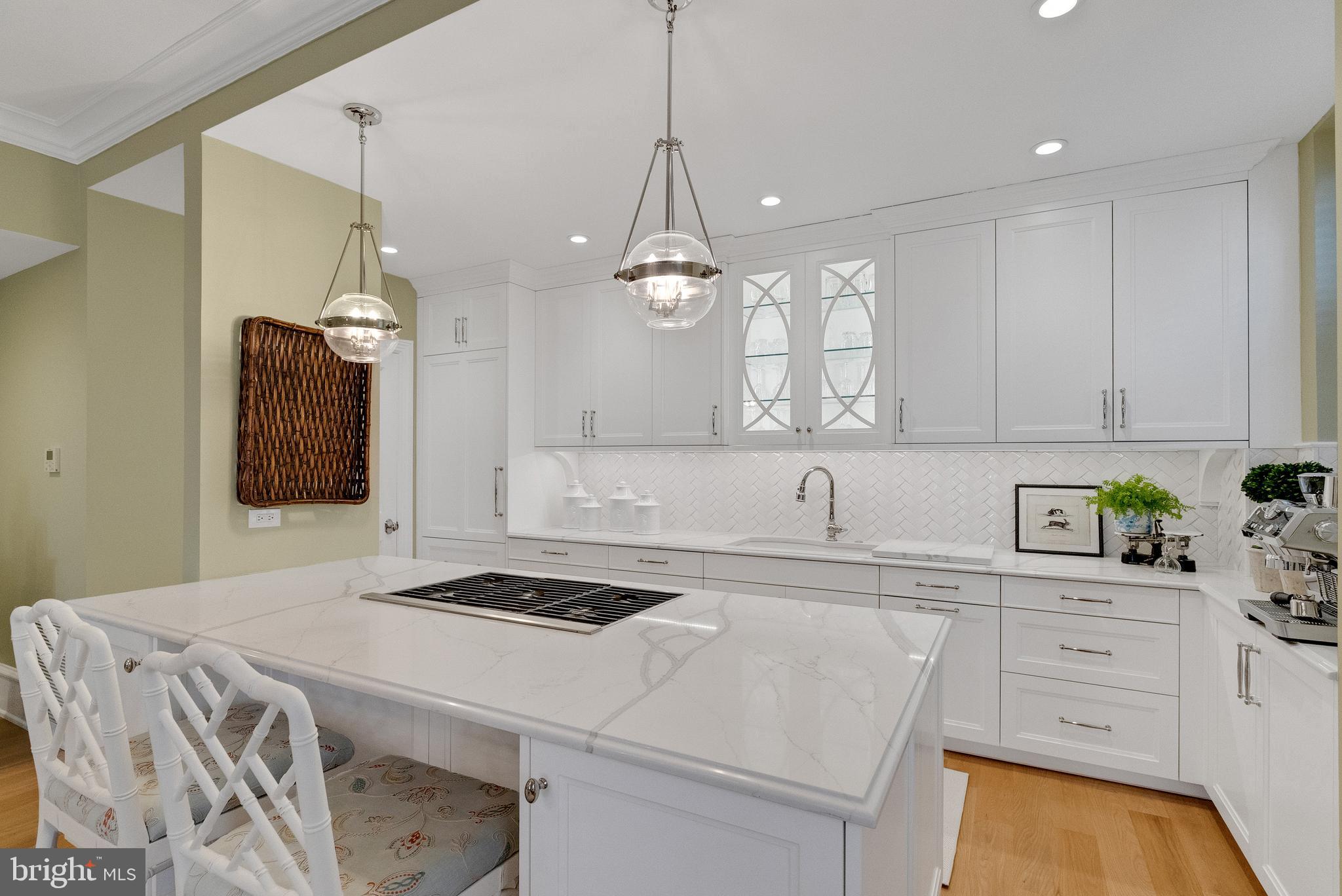 WASHINGTON SQ WEST - Residential