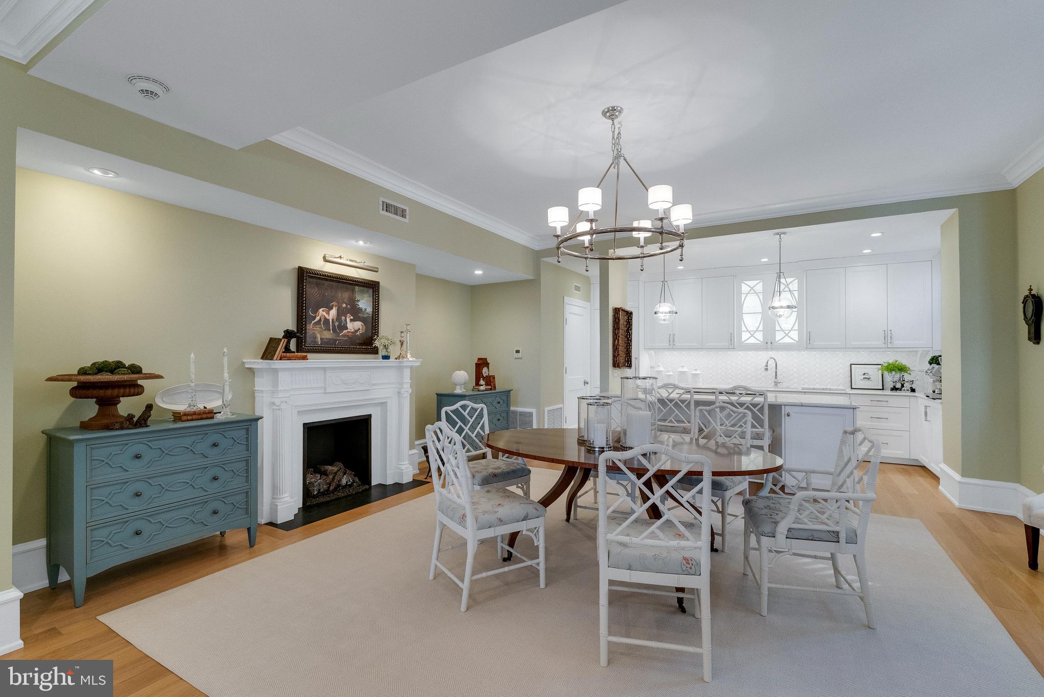 WASHINGTON SQ WEST - Residential