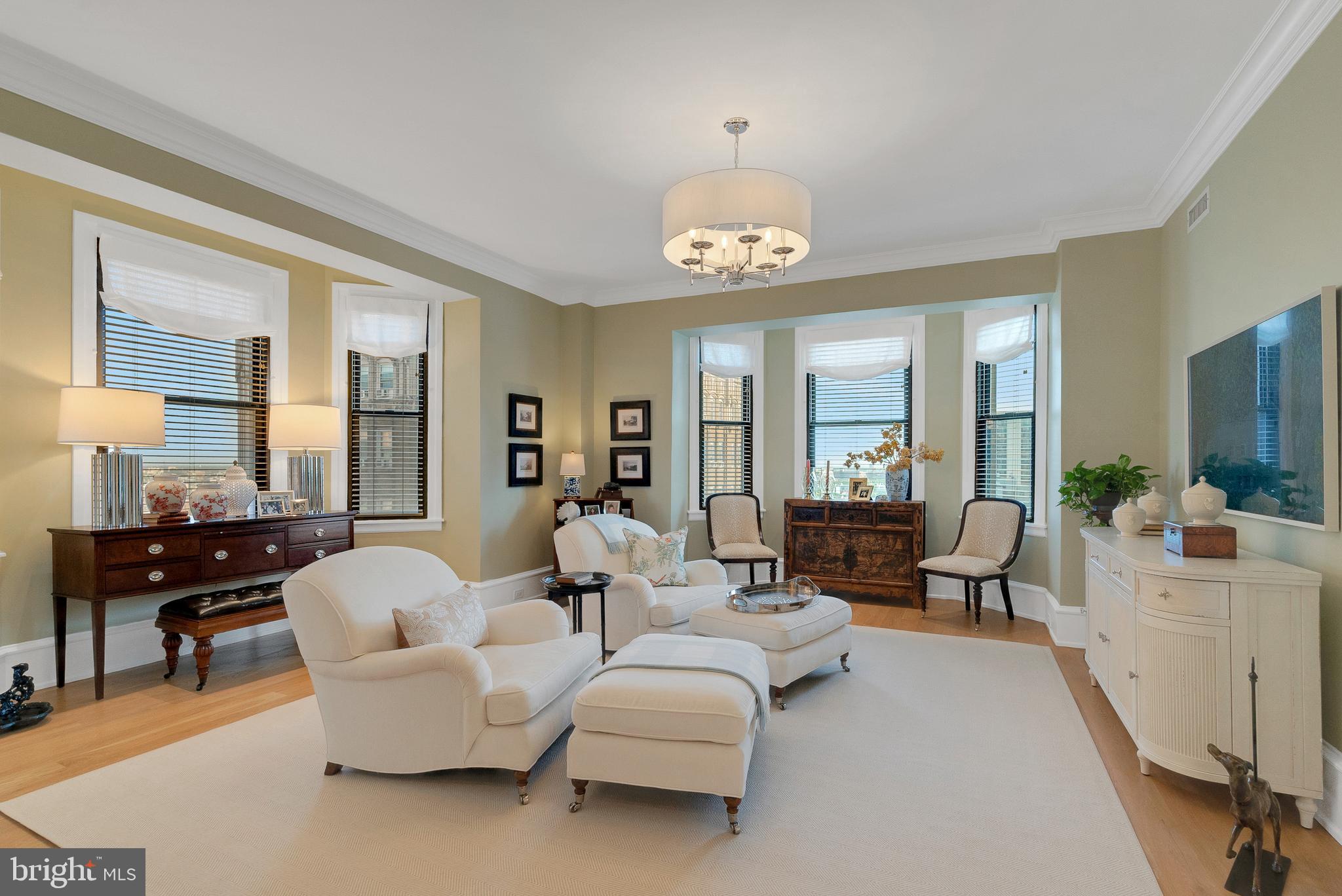 WASHINGTON SQ WEST - Residential