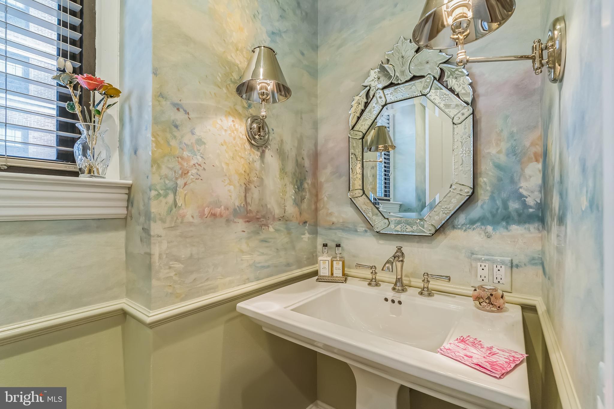 WASHINGTON SQ WEST - Residential