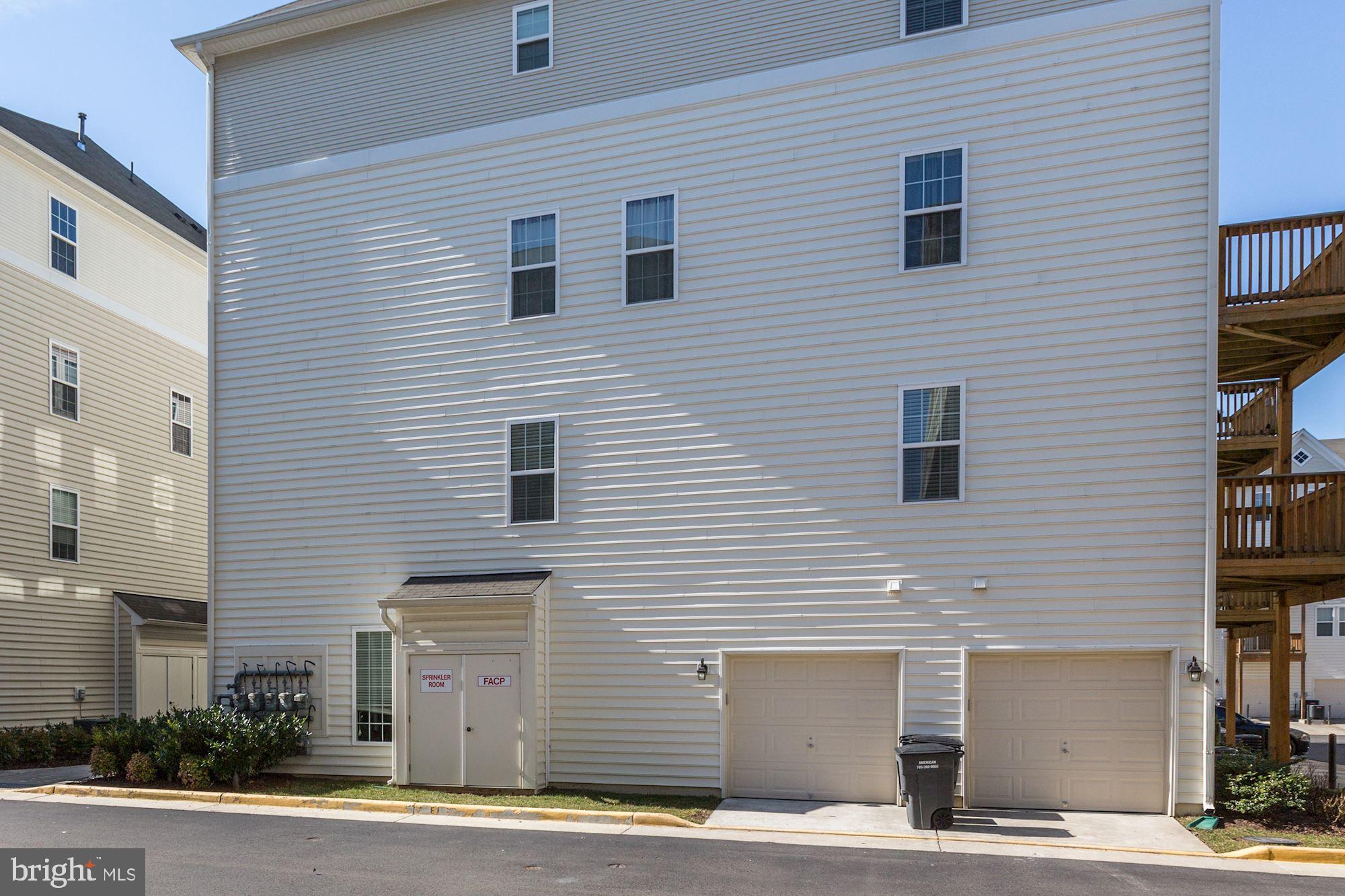 MERCER PARK CONDOMINIUM - Residential Lease