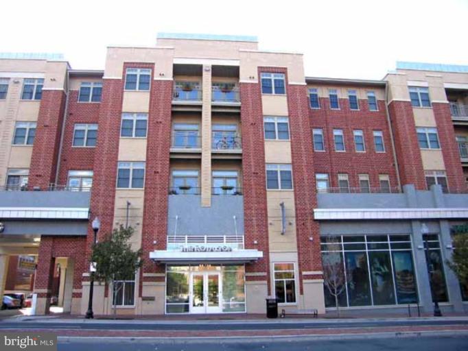 OLD TOWN ALEXANDRIA - Residential Lease