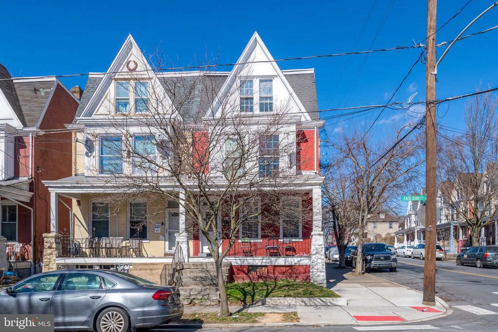 Photo of 649 E END AVE, LANCASTER, PA 17602 (MLS # PALA2031520)