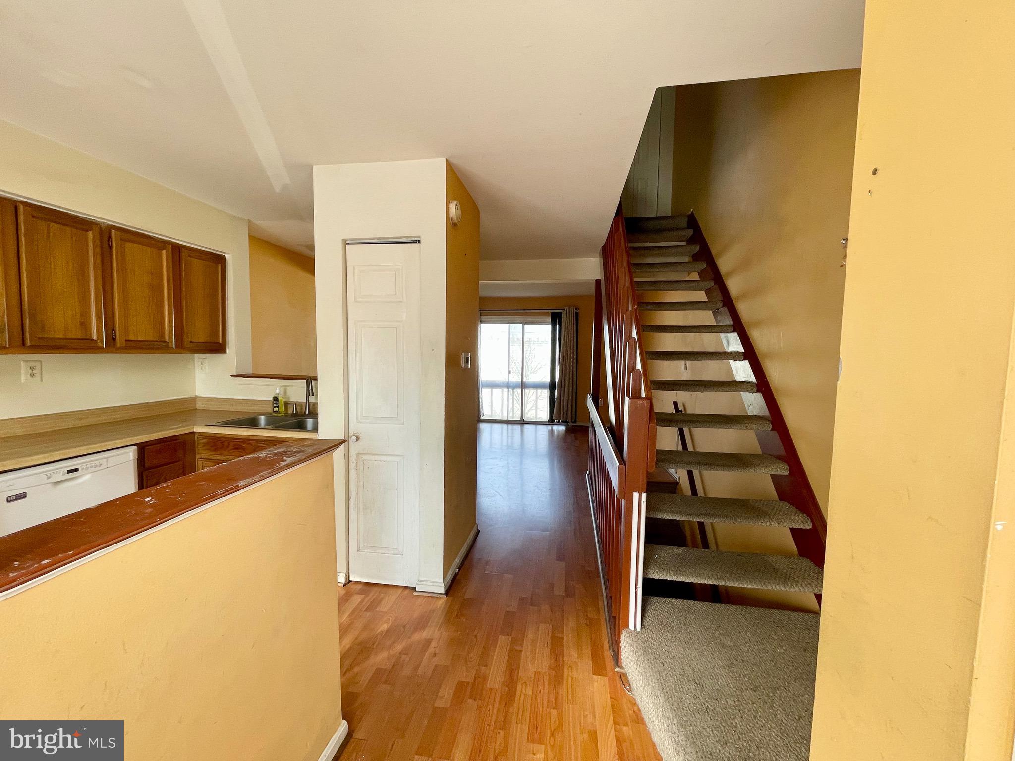 FAIRLAND - Residential