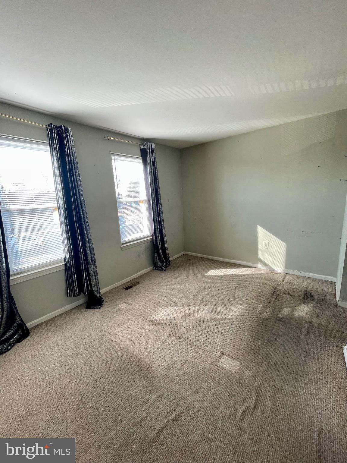 FAIRLAND - Residential