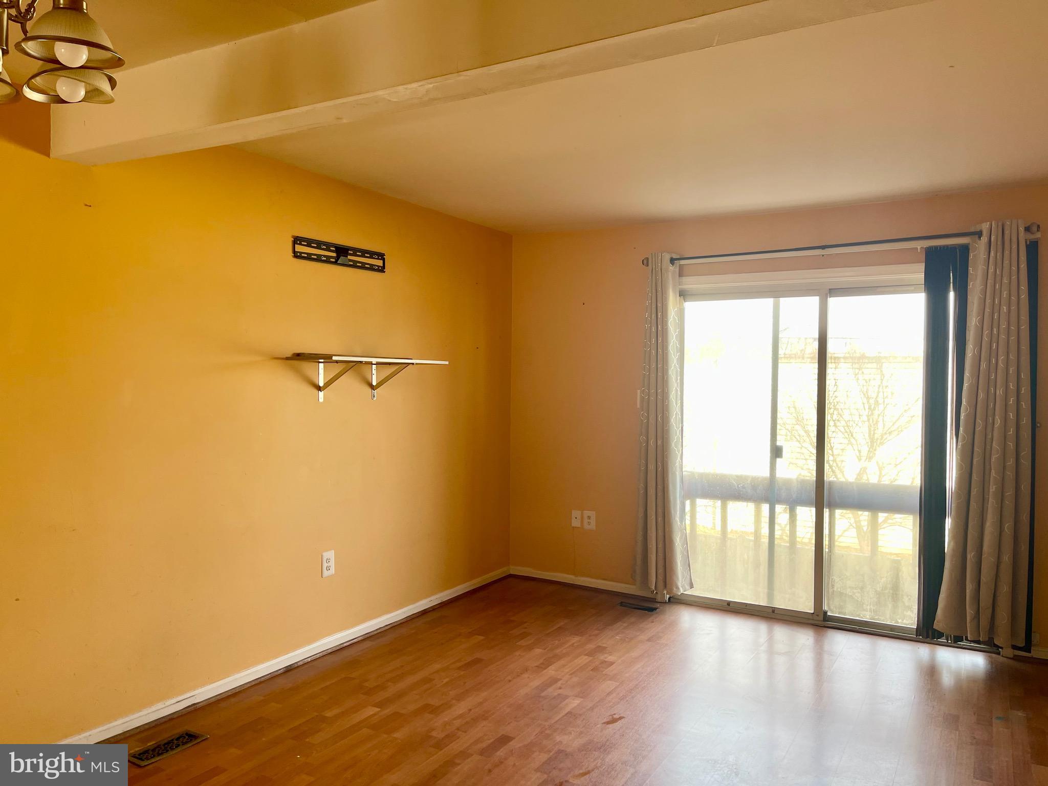 FAIRLAND - Residential