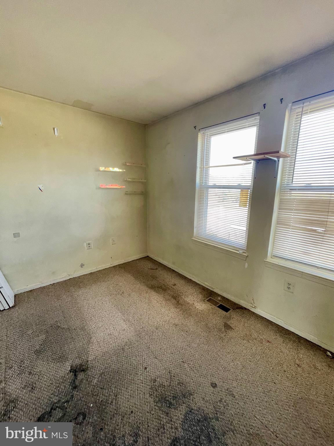 FAIRLAND - Residential