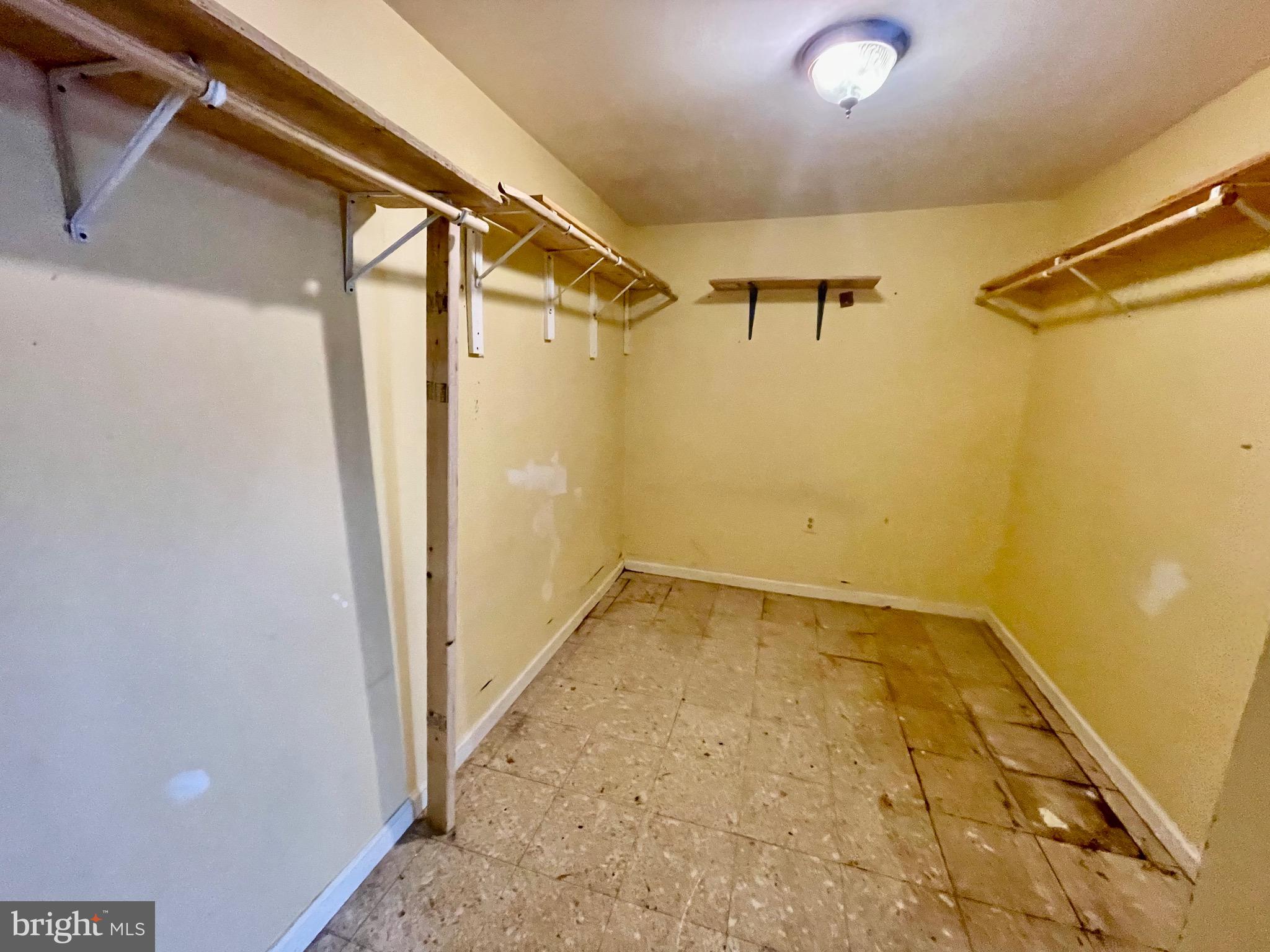 FAIRLAND - Residential