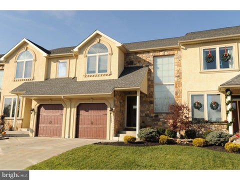 Townhouse For Rent - 3149 Independence Court<br/> BENSALEM, PA 19020