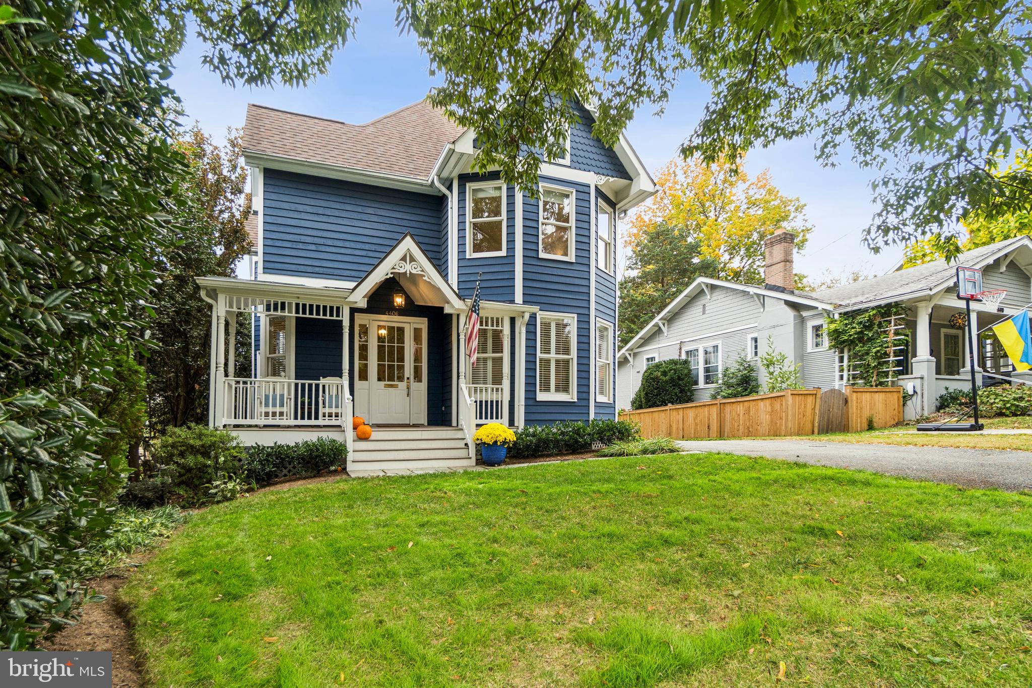 CHEVY CHASE - Residential