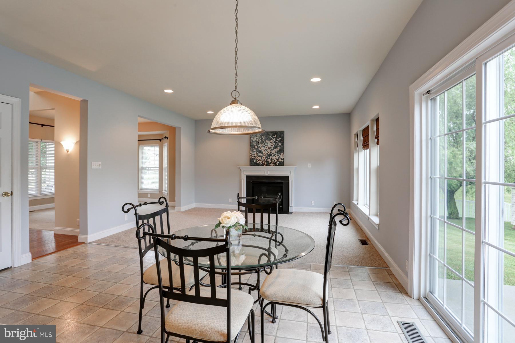 ARBOR GREENE - Residential