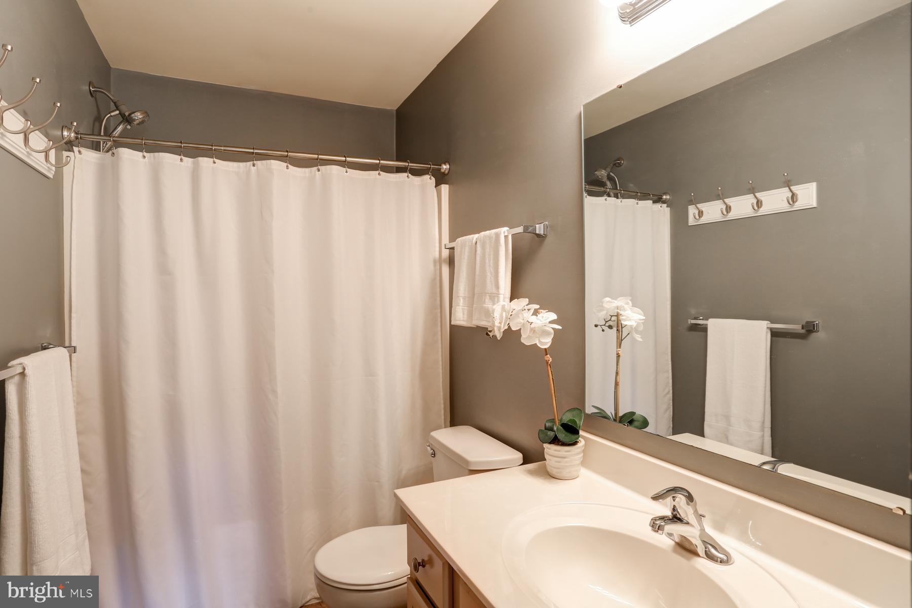 ARBOR GREENE - Residential