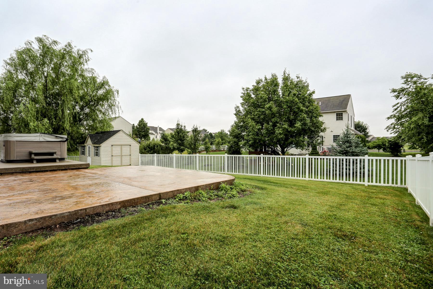 ARBOR GREENE - Residential