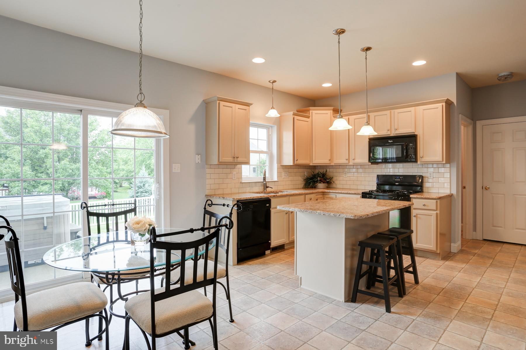 ARBOR GREENE - Residential