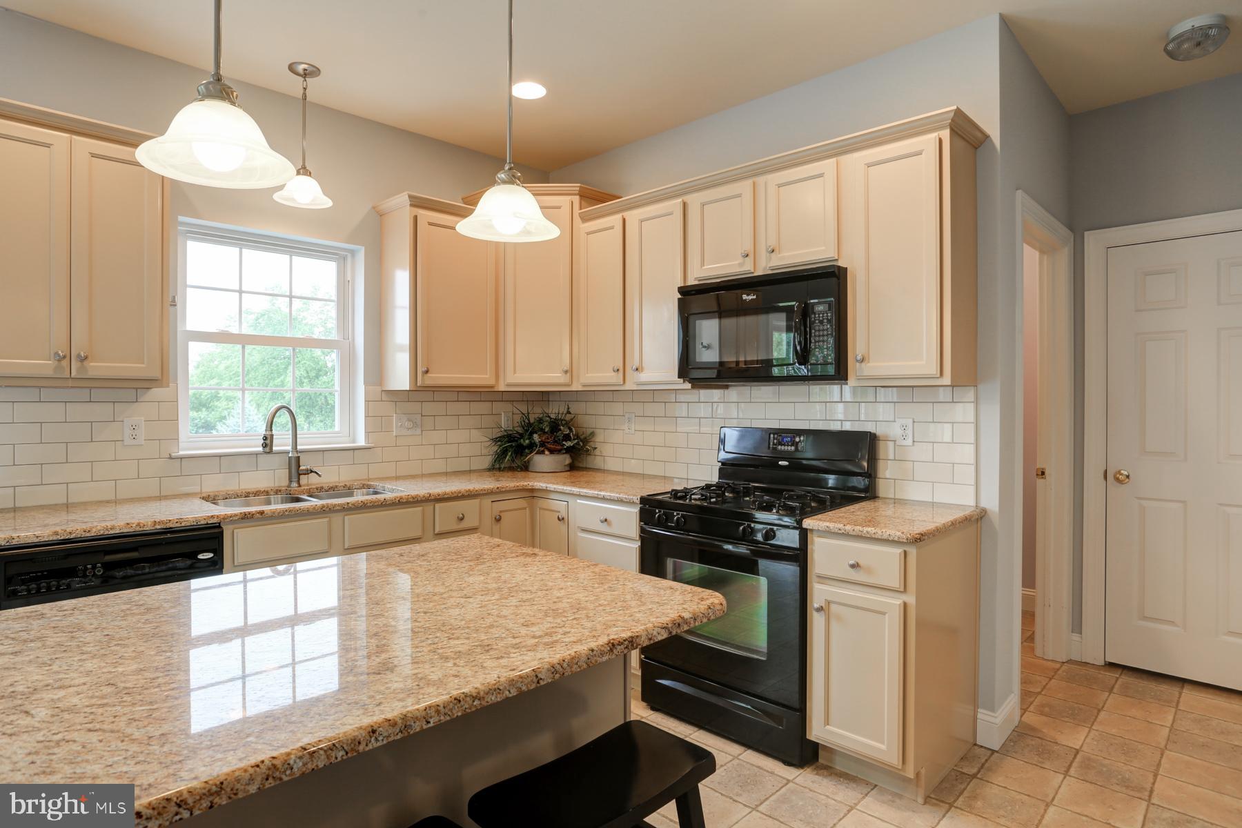 ARBOR GREENE - Residential