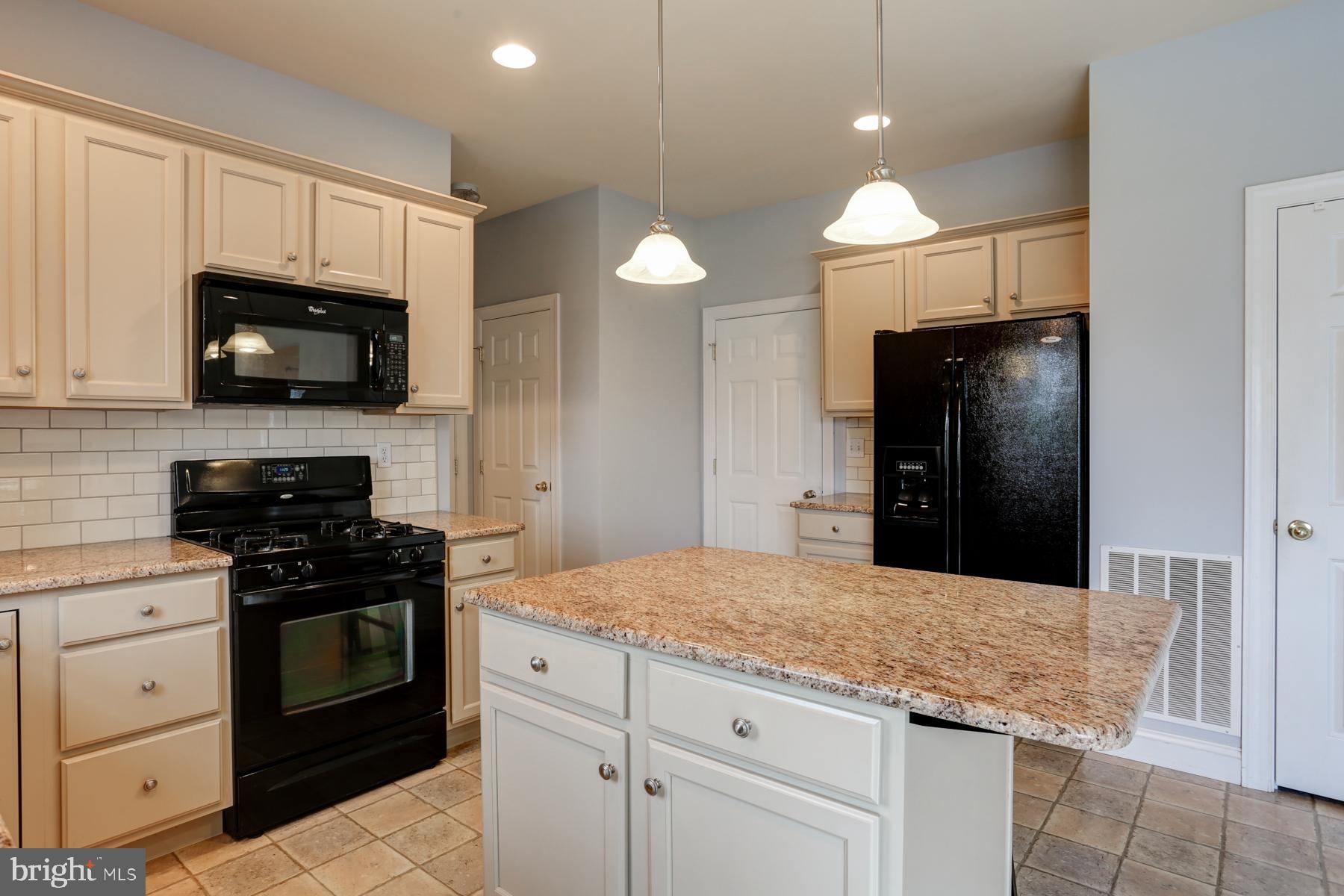 ARBOR GREENE - Residential