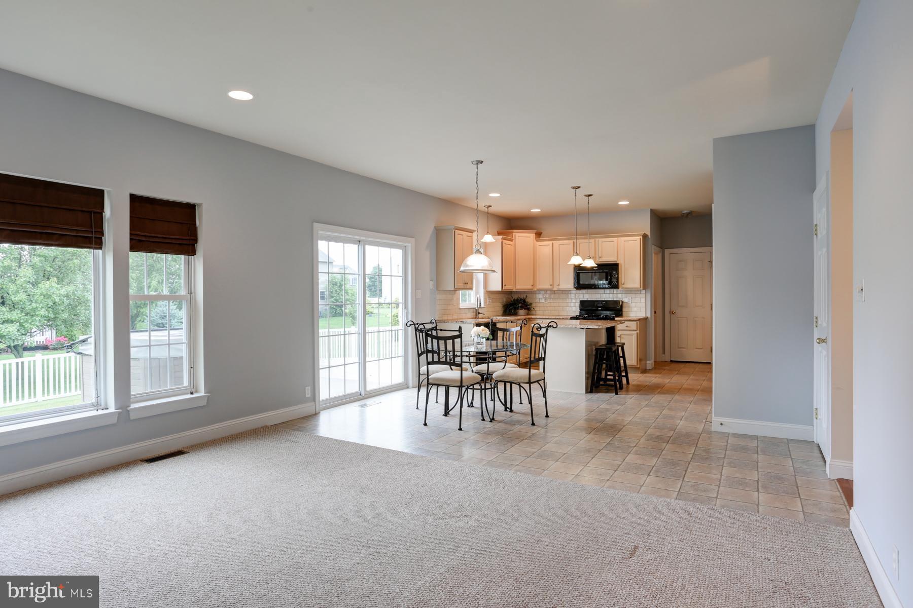 ARBOR GREENE - Residential