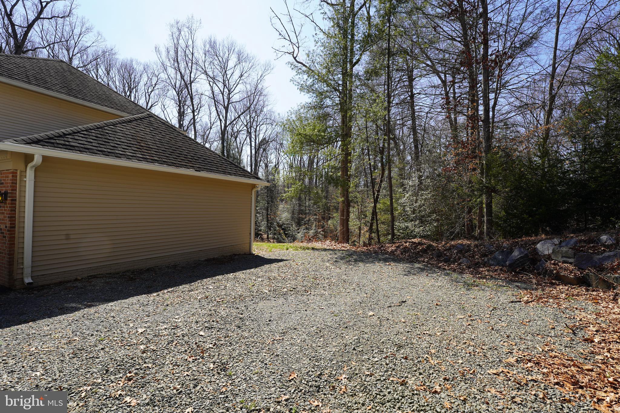 RIVERVIEW ESTATES - Residential