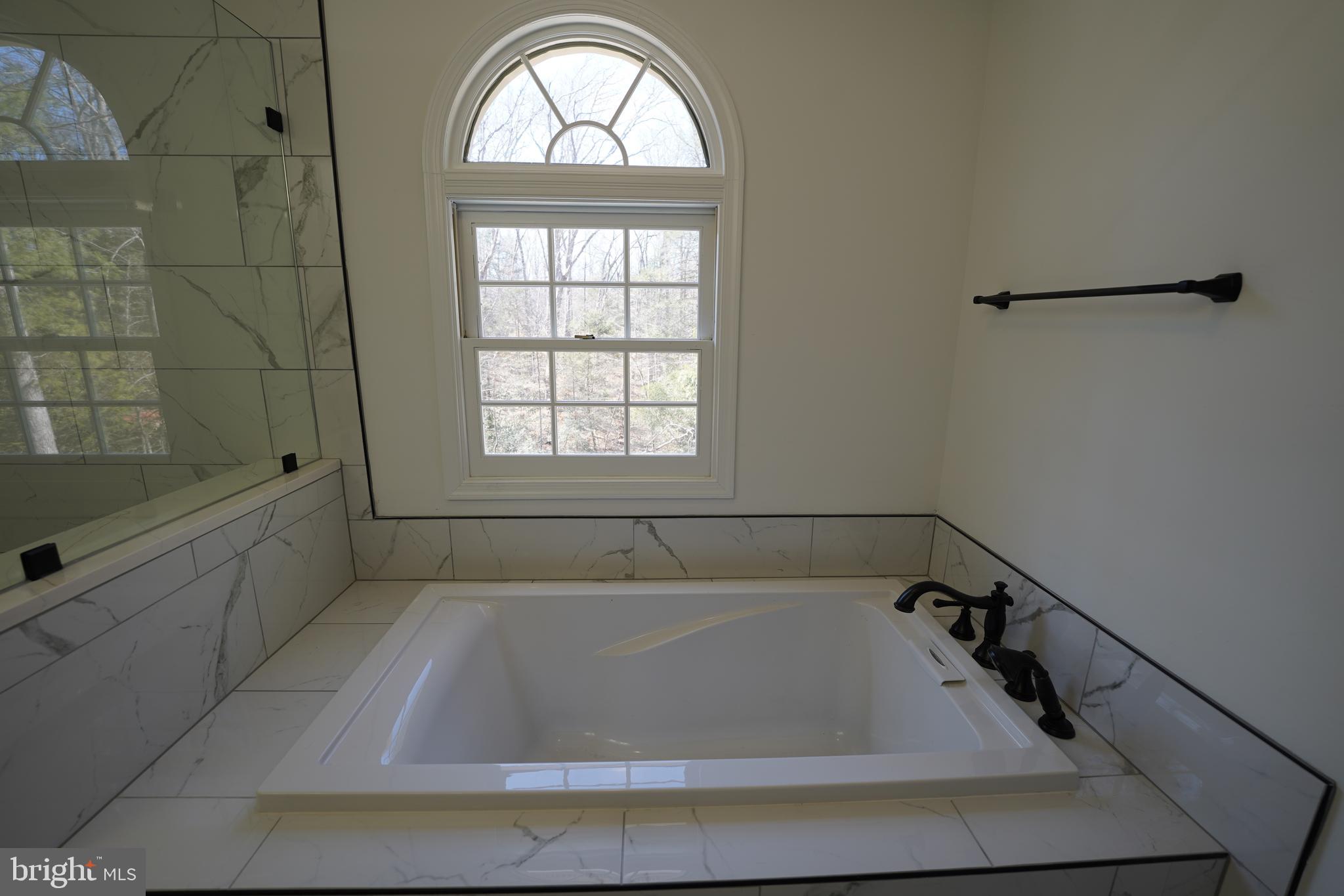 RIVERVIEW ESTATES - Residential