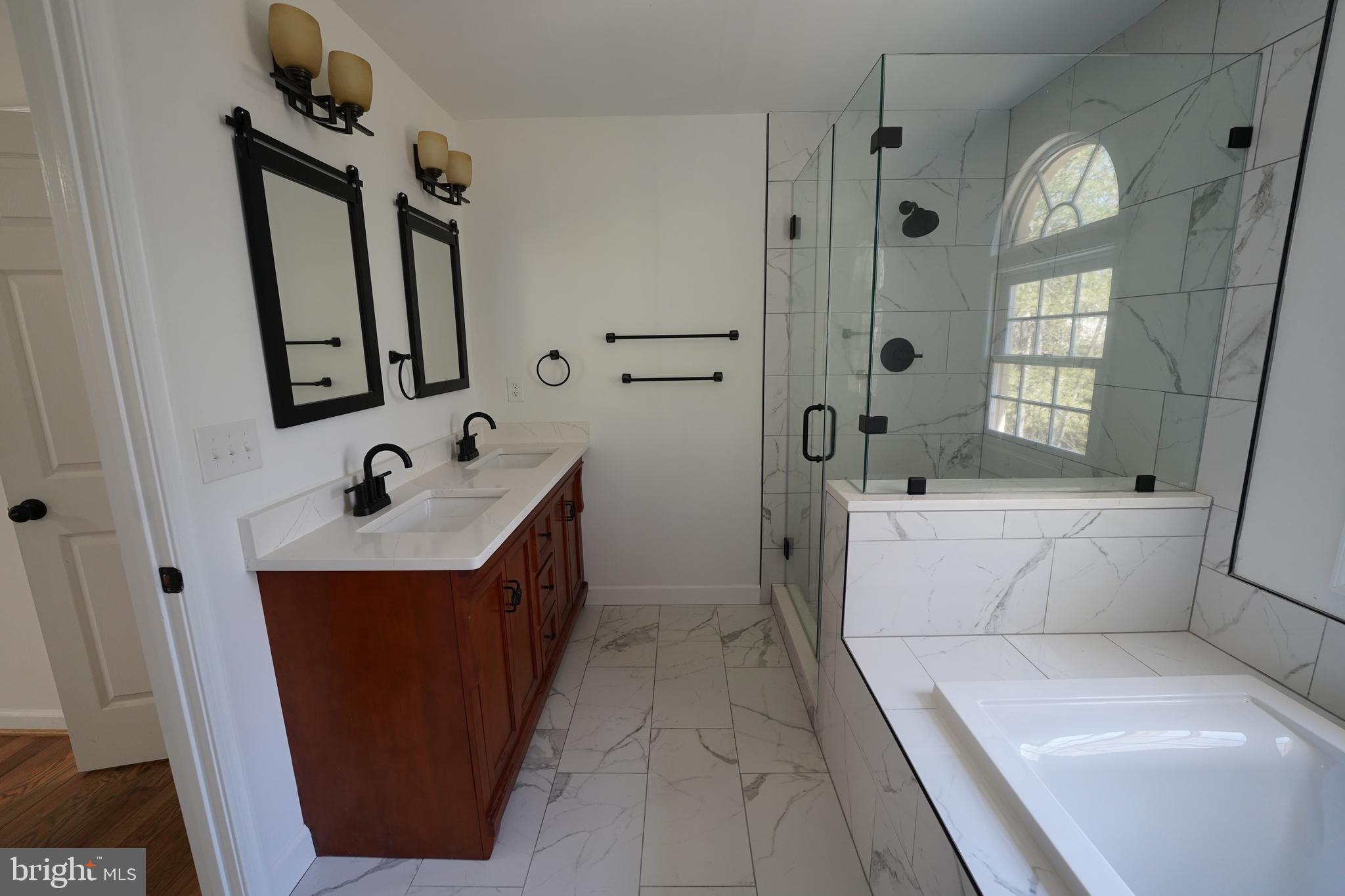 RIVERVIEW ESTATES - Residential