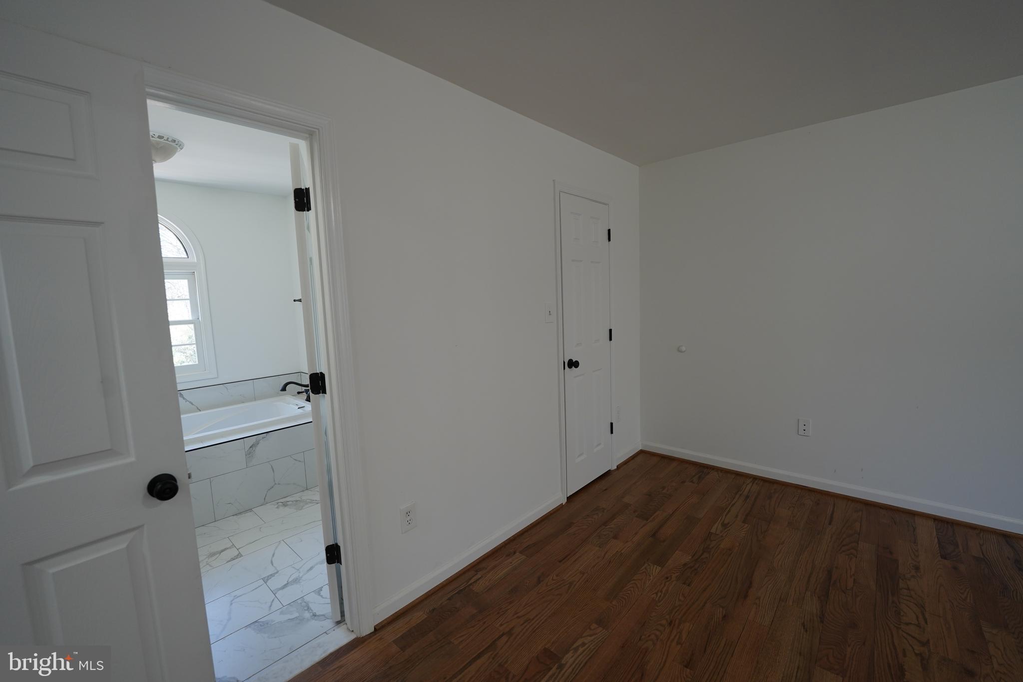 RIVERVIEW ESTATES - Residential