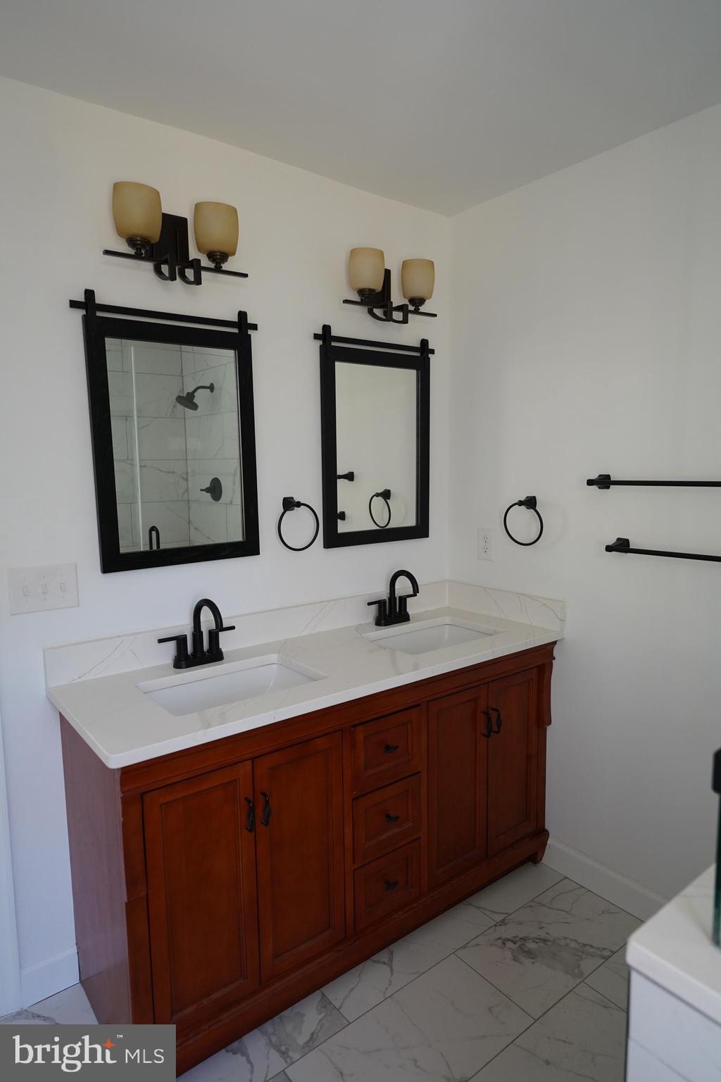 RIVERVIEW ESTATES - Residential