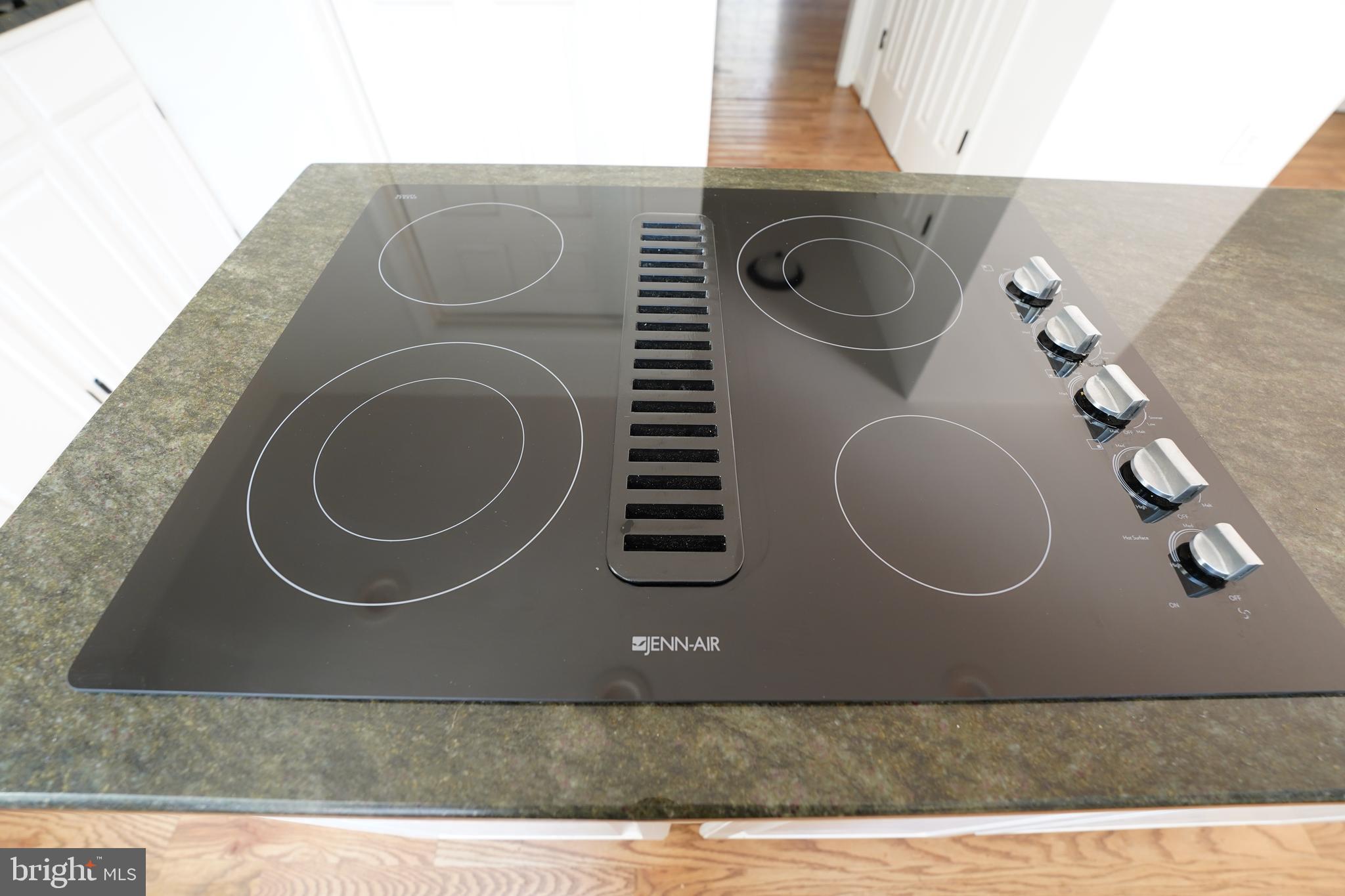 RIVERVIEW ESTATES - Residential