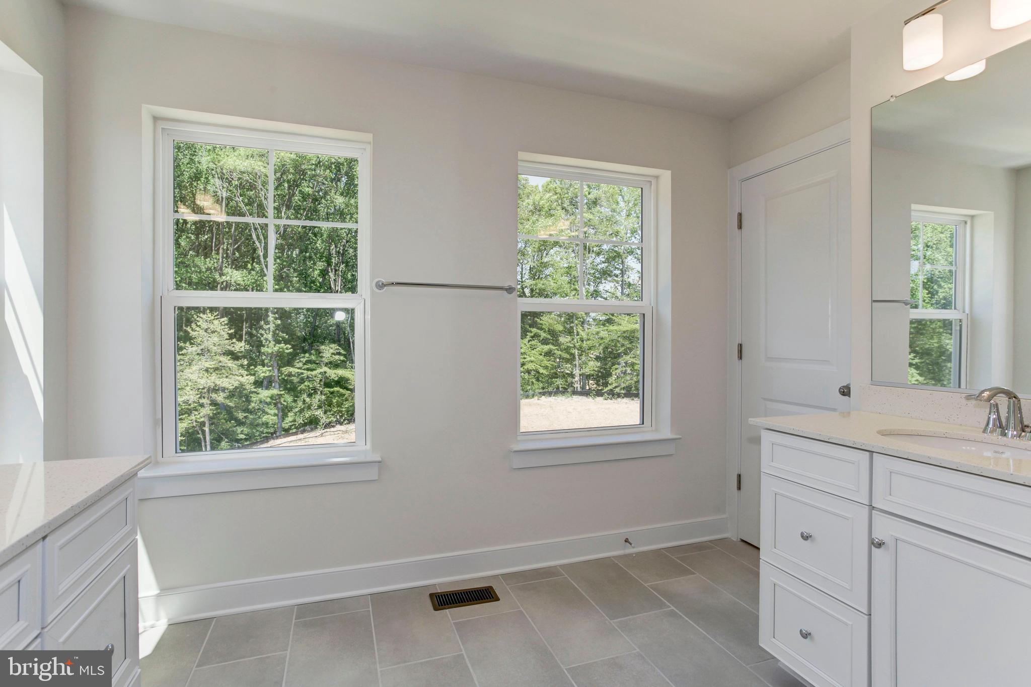 POTOMAC SHORES - Residential